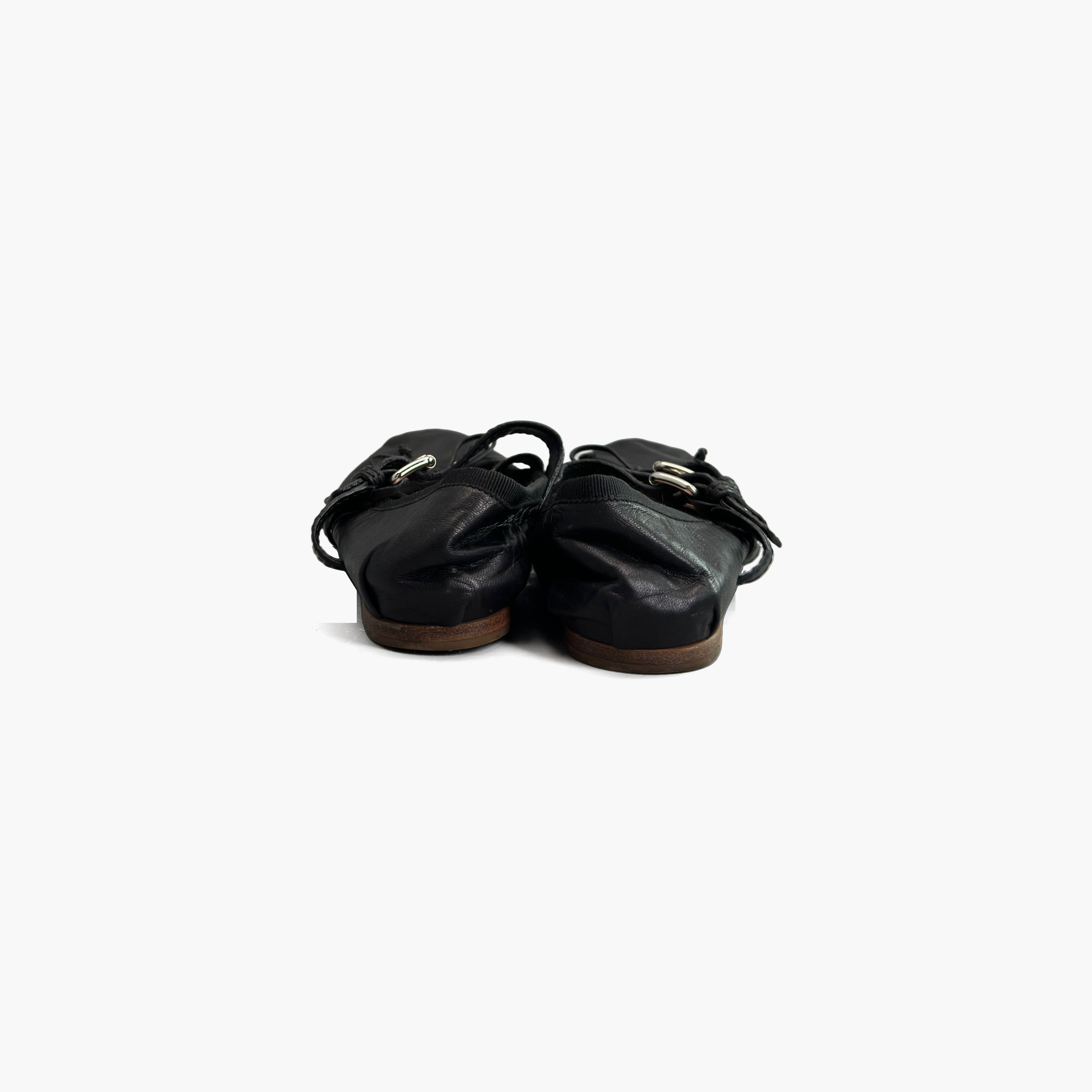 Miu Miu Miu Miu Buckle Leather Flats Size 36.5 Size US 6.5 / IT 36.5 - 6 Thumbnail