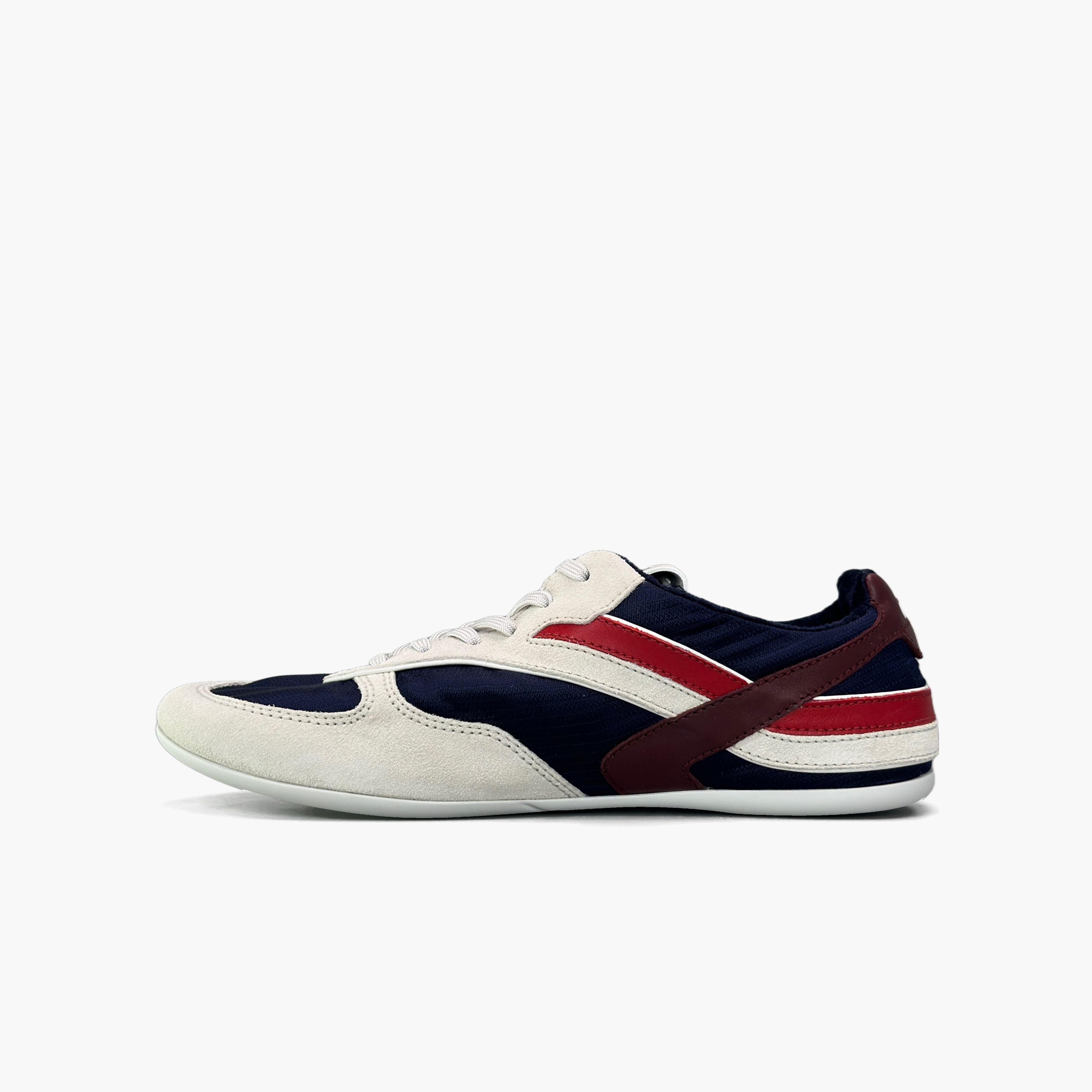 Miu Miu MIU MIU Logo Low-Top Sneakers Size 38.5 Size US 8.5 / IT 38.5 - 3 Thumbnail