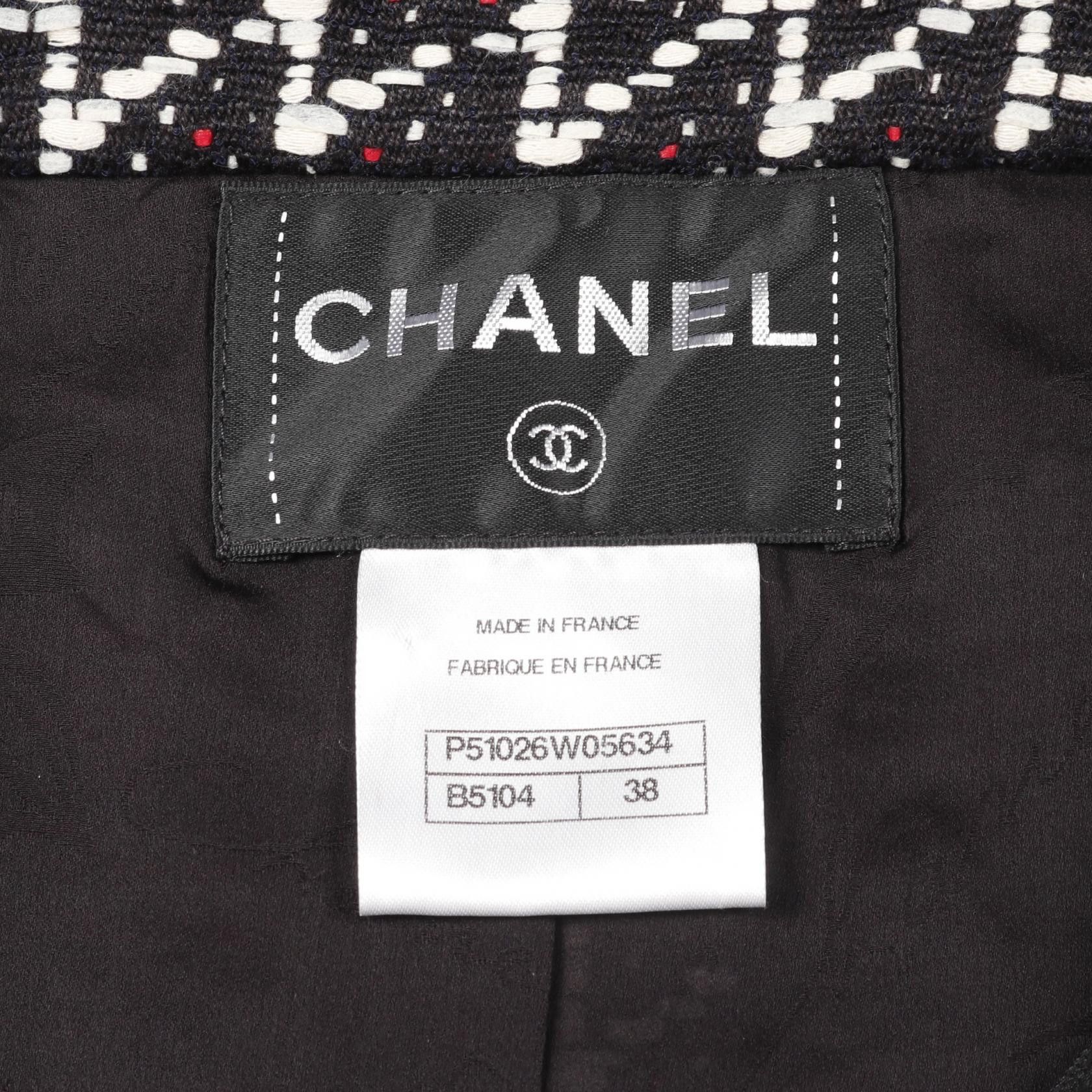 Chanel Chanel Chanel Acrylic Polyester Coat Plastic / Synthetic Outerwear P51026 DUTY FREE for USA Size ONE SIZE - 3 Thumbnail