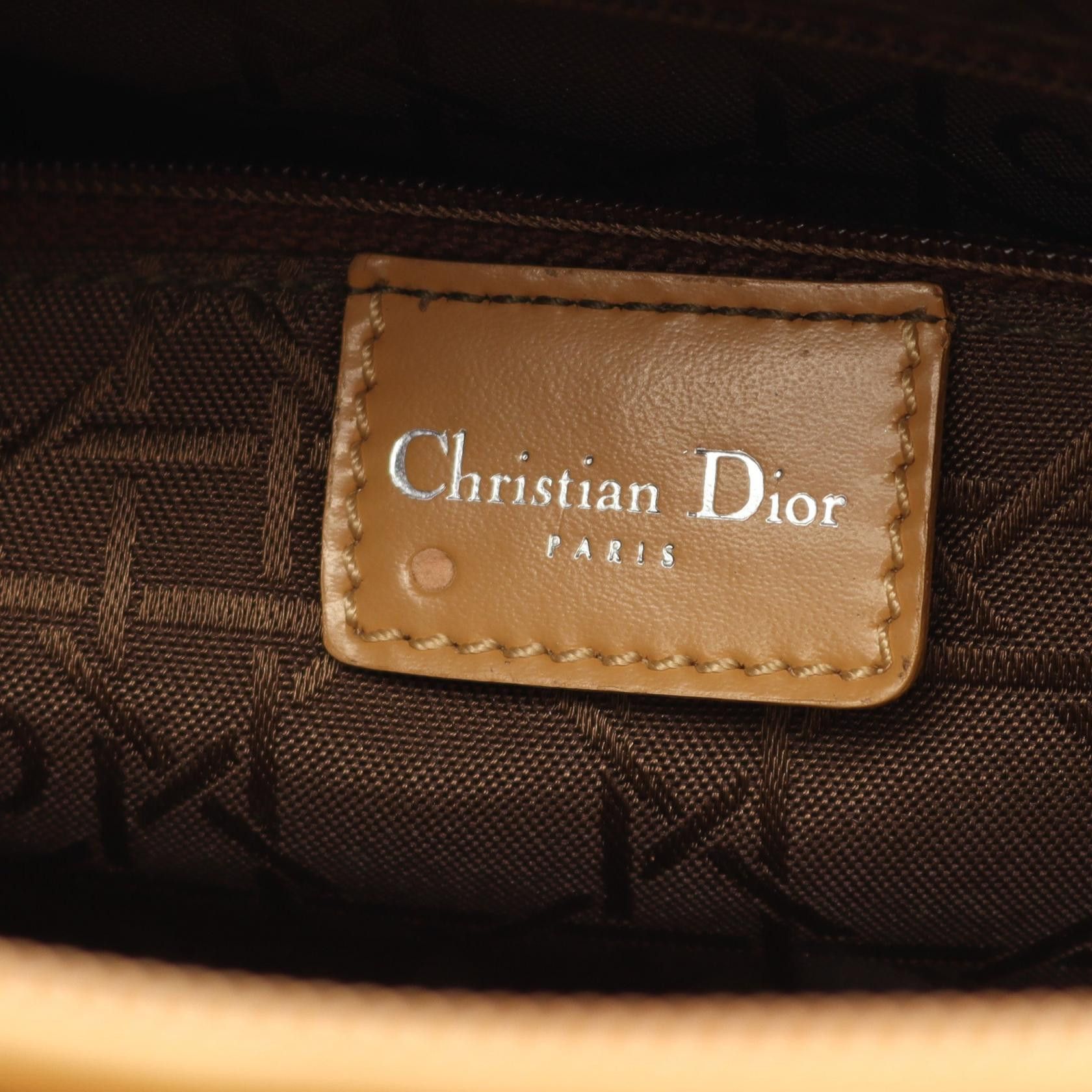 Dior Dior Dior Maris Pearl Leather Handbag Leather Handbag DUTY FREE for USA Size ONE SIZE - 4 Thumbnail
