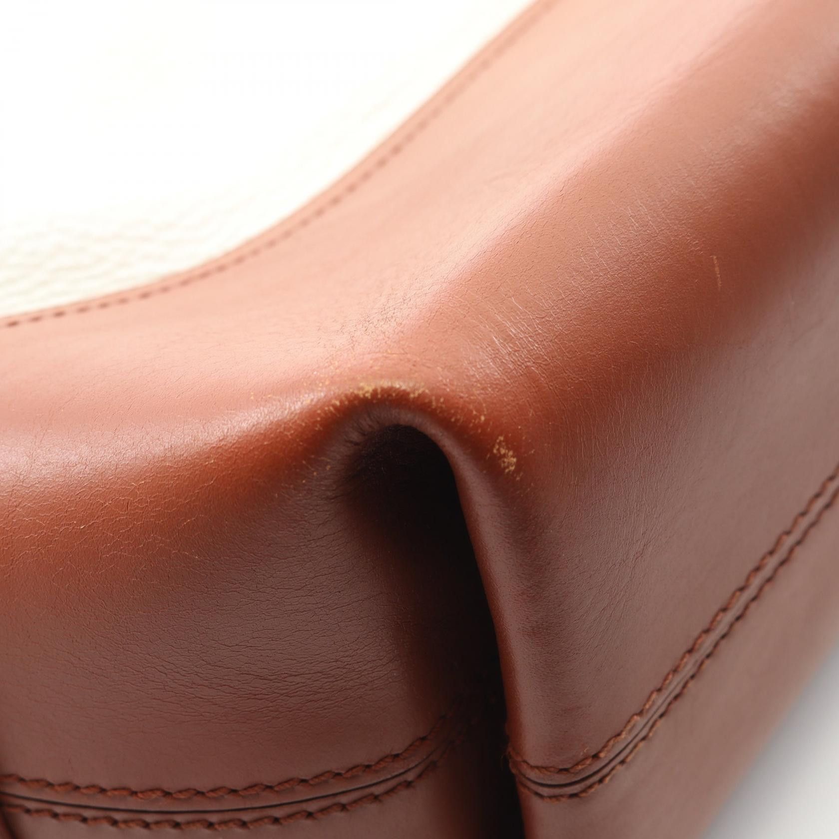 Fendi Fendi Fendi Pequin Leather Shoulder Bag Leather Shoulder Bag 8BN232 DUTY FREE for USA Size ONE SIZE - 7 Thumbnail