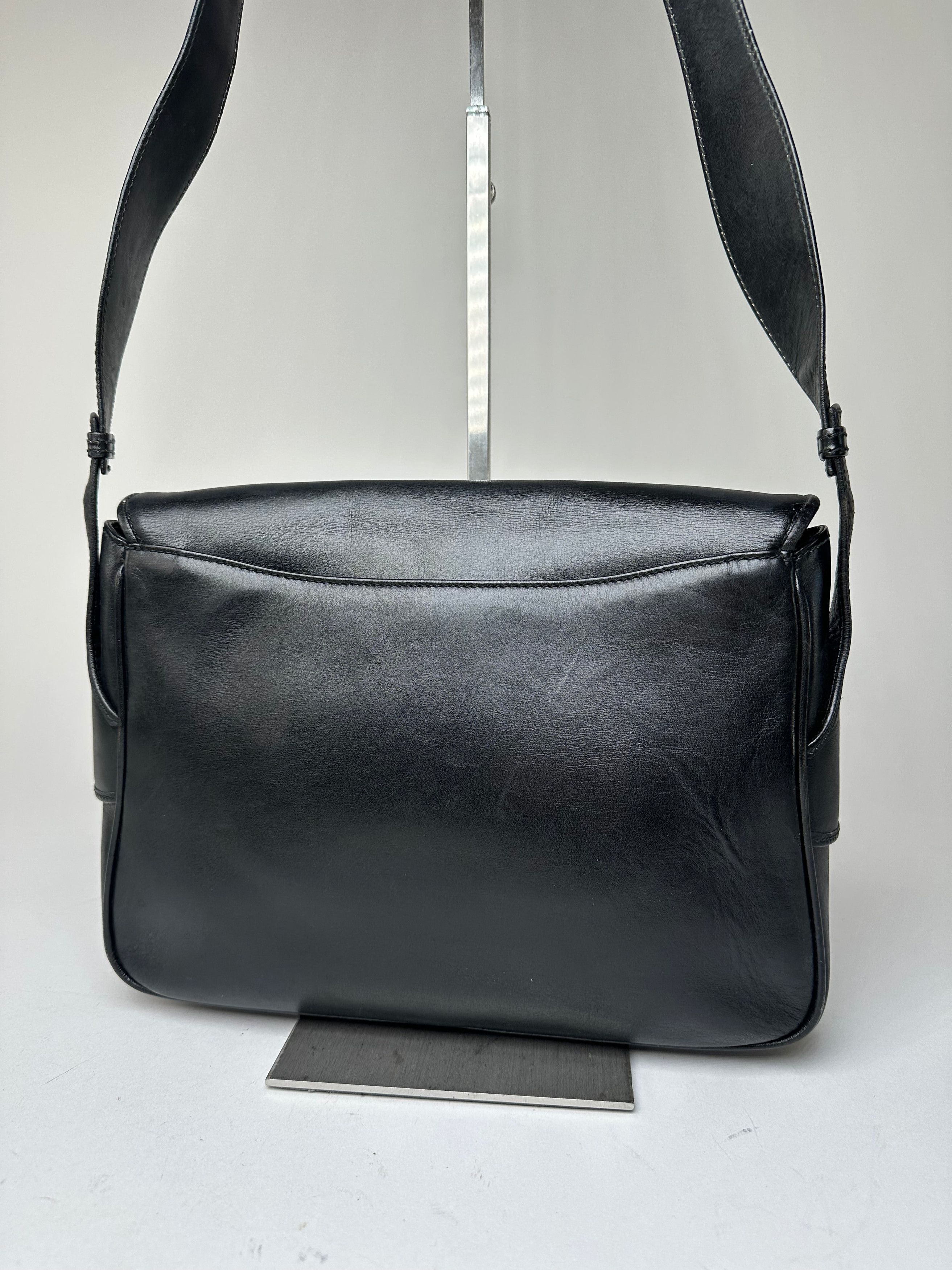 Gucci Vintage Boutique Smooth Leather Flap Shoulder Bag Black Size ONE SIZE - 14 Thumbnail