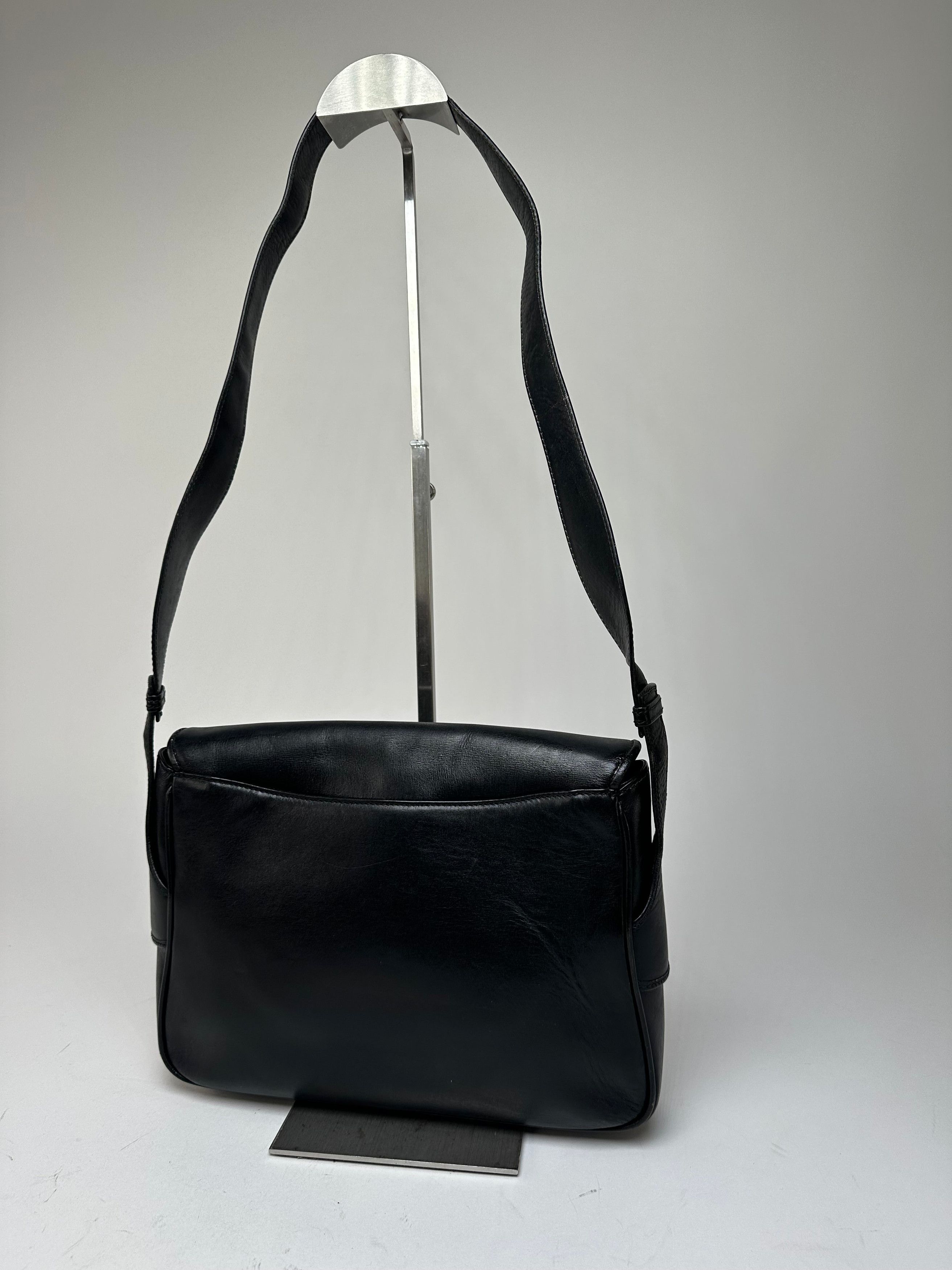 Gucci Vintage Boutique Smooth Leather Flap Shoulder Bag Black Size ONE SIZE - 2 Thumbnail