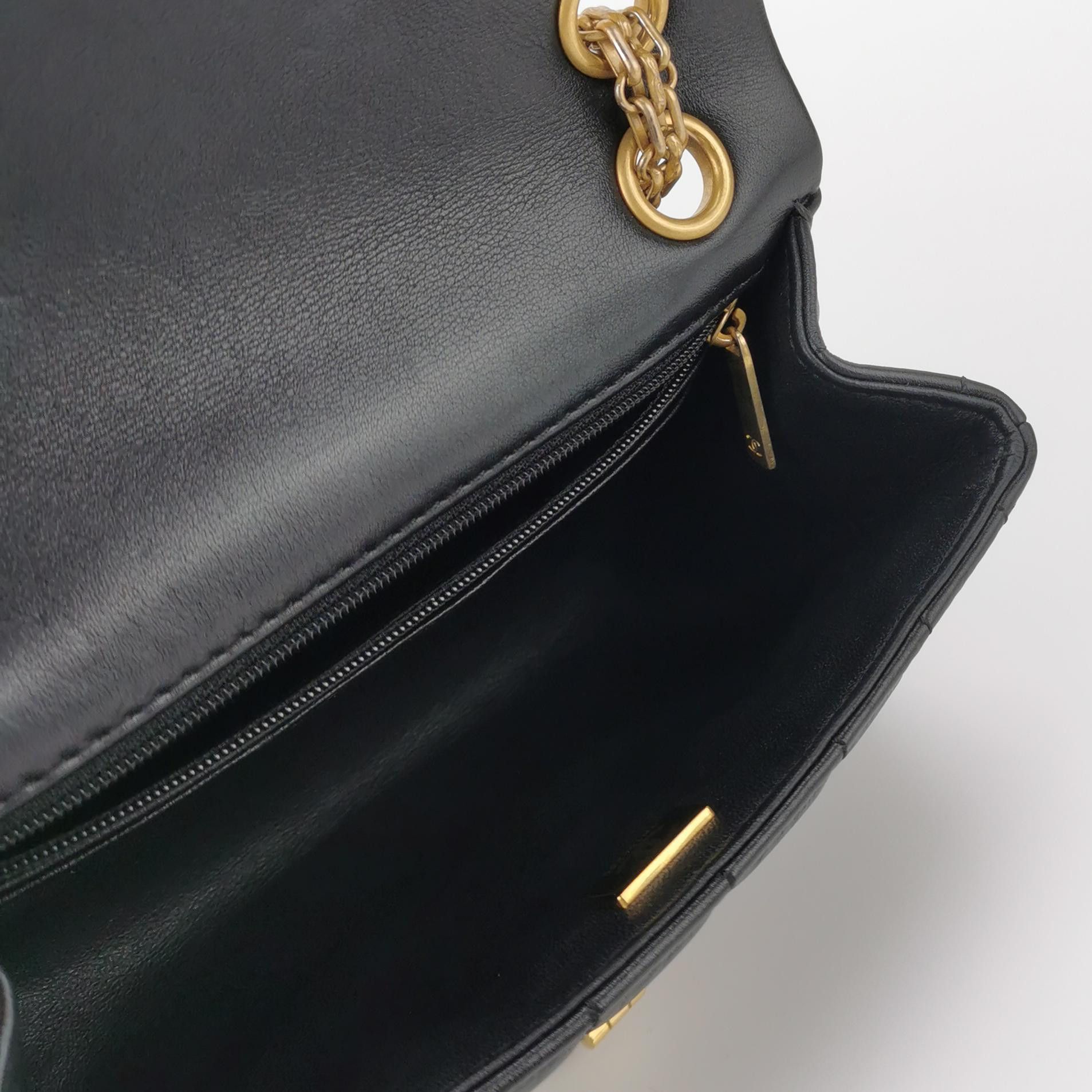 Chanel Chanel Women os Shoulder Bags Size ONE SIZE - 7 Thumbnail