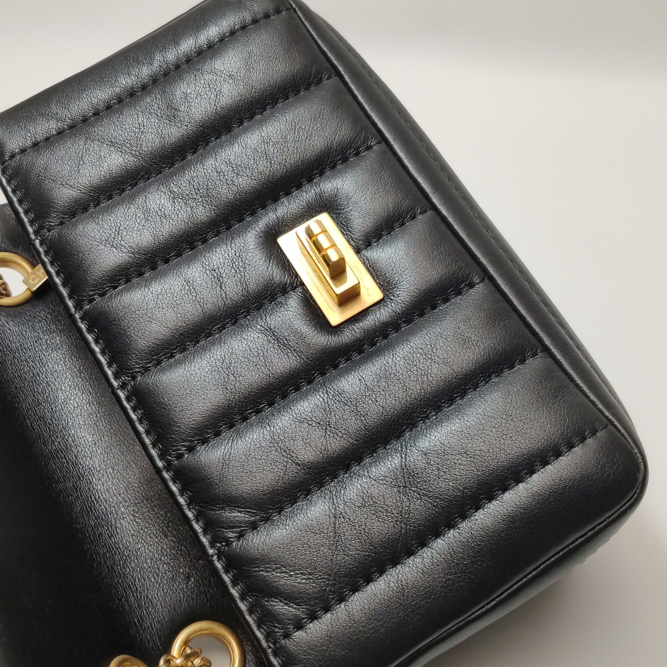 Chanel Chanel Women os Shoulder Bags Size ONE SIZE - 19 Thumbnail