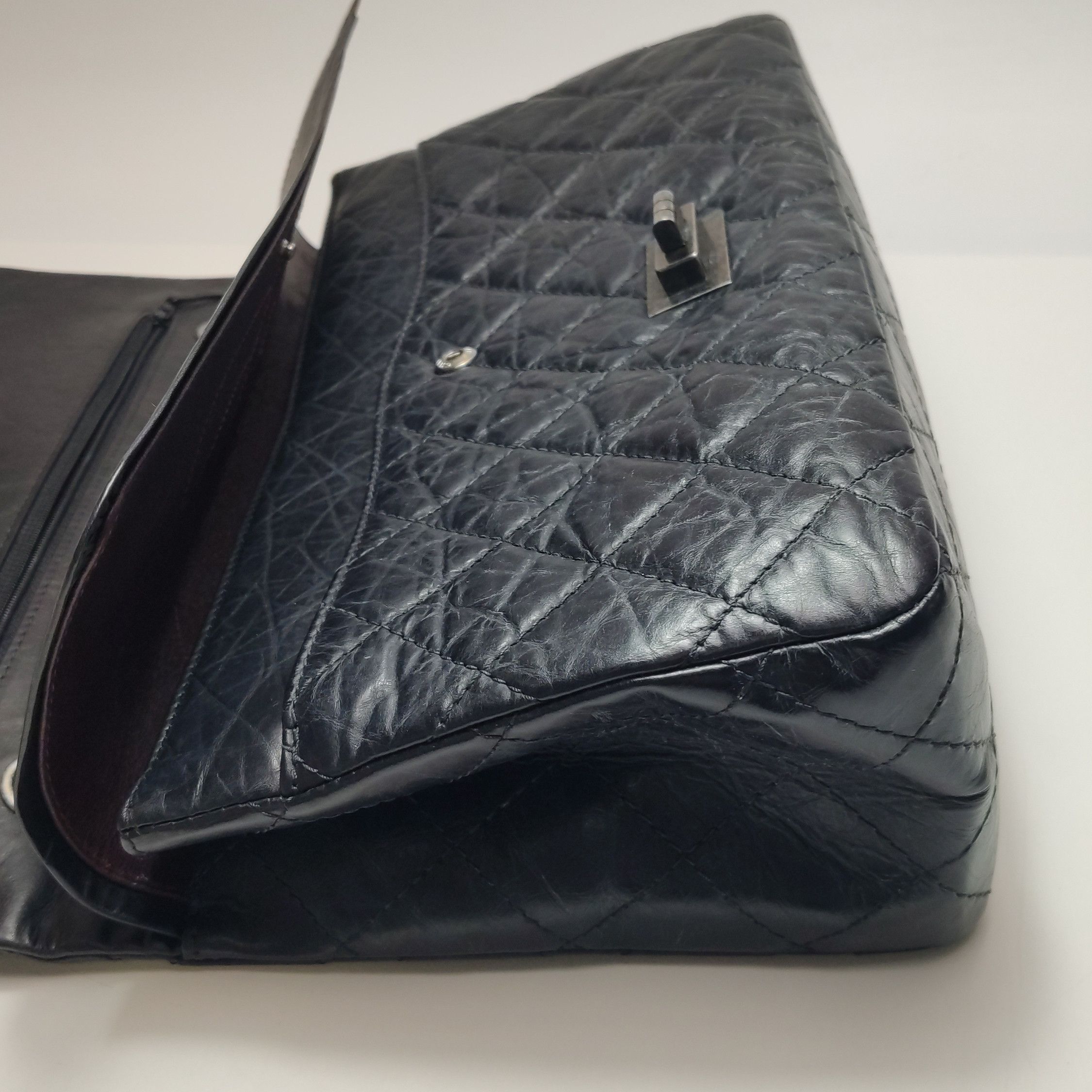 Chanel Chanel Women os Shoulder Bags Size ONE SIZE - 23 Thumbnail