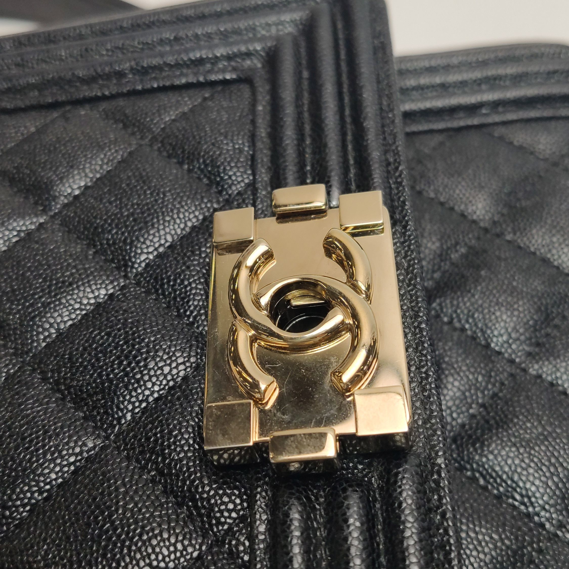 Chanel Chanel Women os Shoulder Bags Size ONE SIZE - 14 Thumbnail