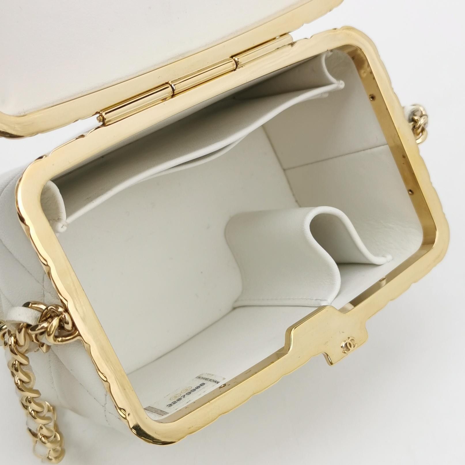 Chanel Chanel Women os Shoulder Bags Size ONE SIZE - 7 Thumbnail