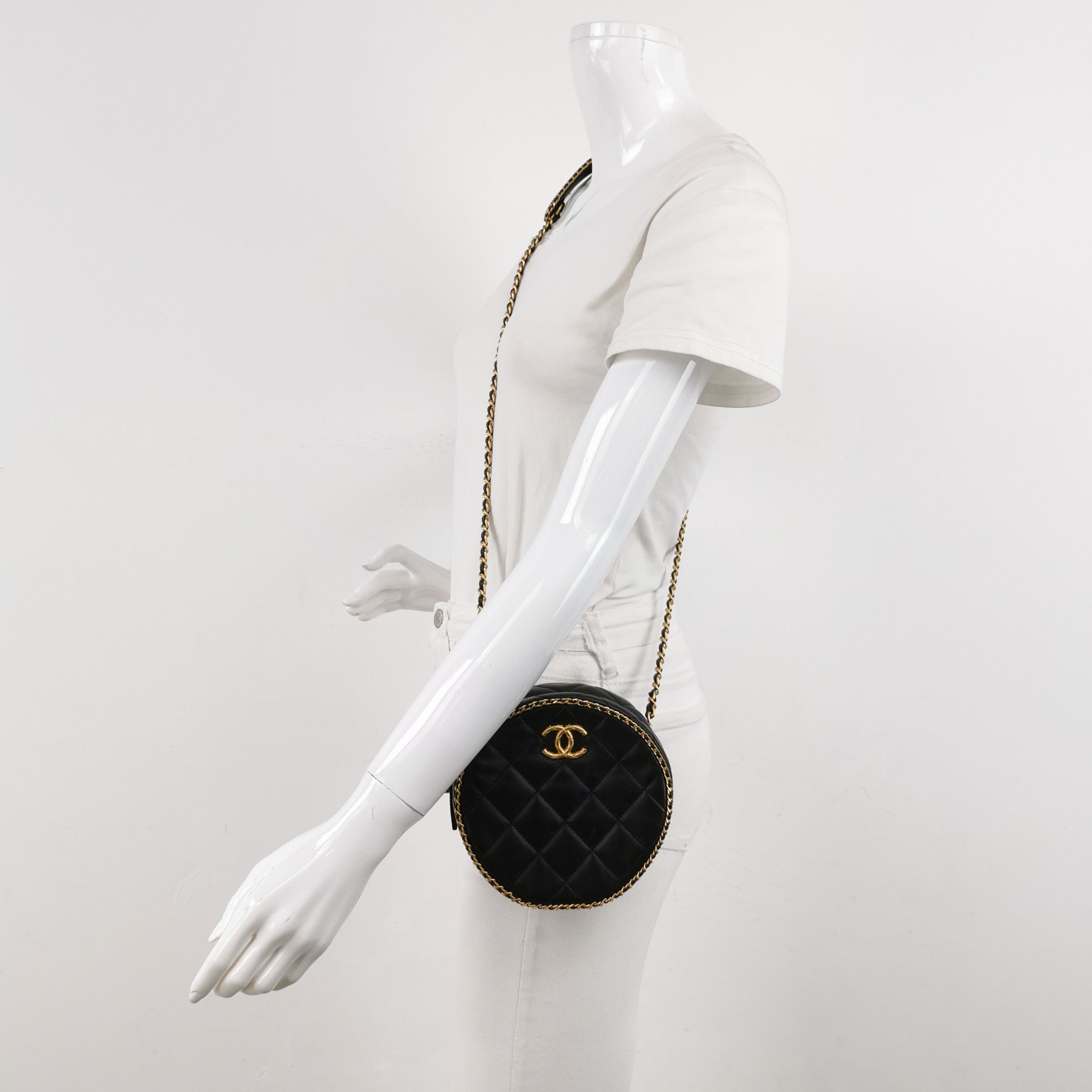 Chanel Chanel Women os Shoulder Bags Size ONE SIZE - 2 Thumbnail