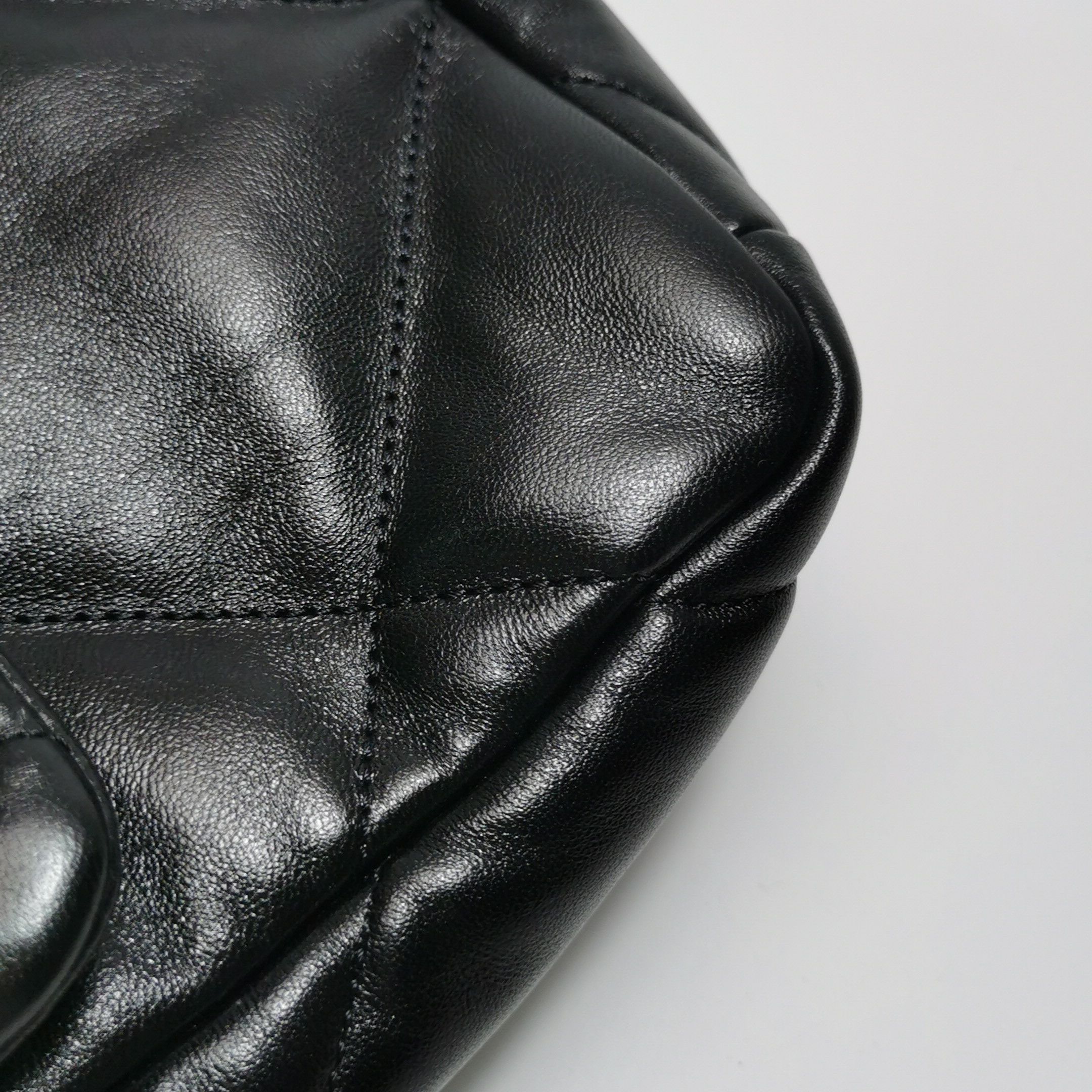 Chanel Chanel Women os Shoulder Bags Size ONE SIZE - 23 Thumbnail