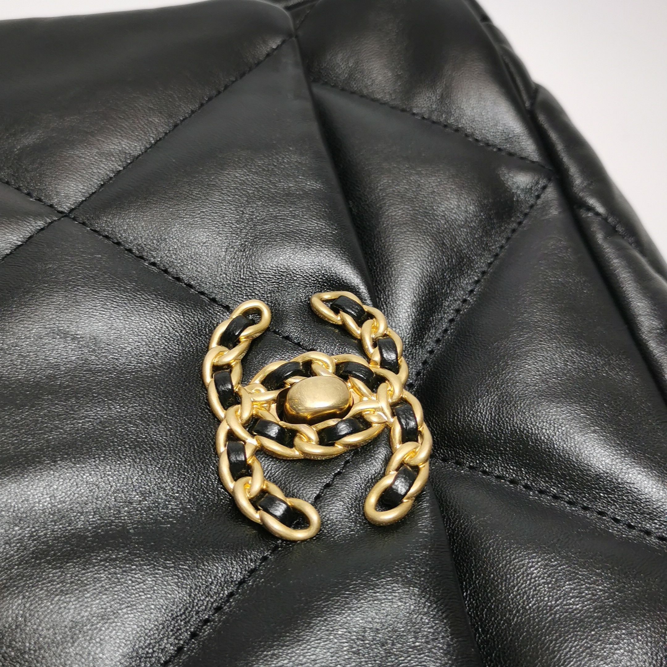 Chanel Chanel Women os Shoulder Bags Size ONE SIZE - 15 Thumbnail