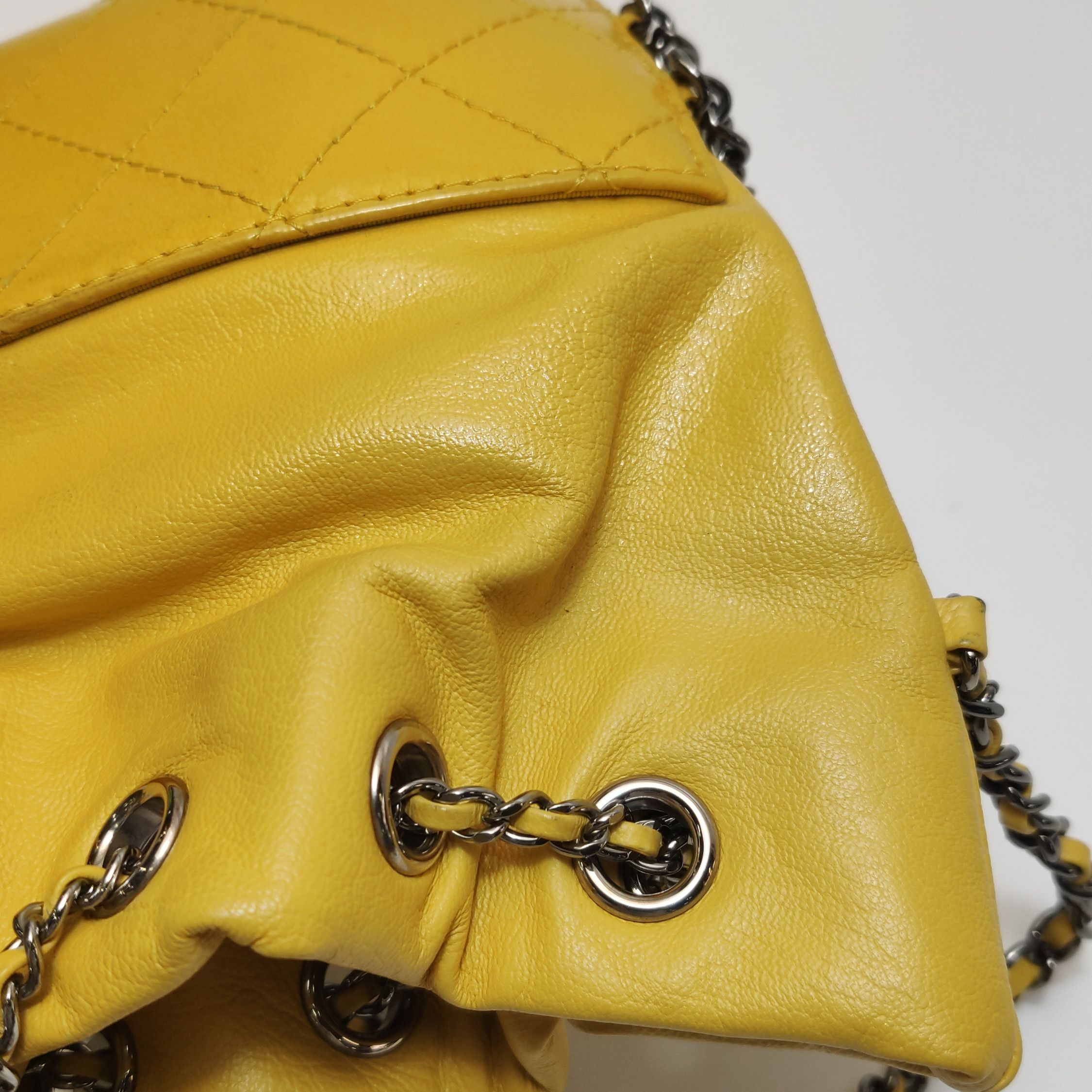 Chanel Chanel Women os Shoulder Bags Size ONE SIZE - 22 Thumbnail