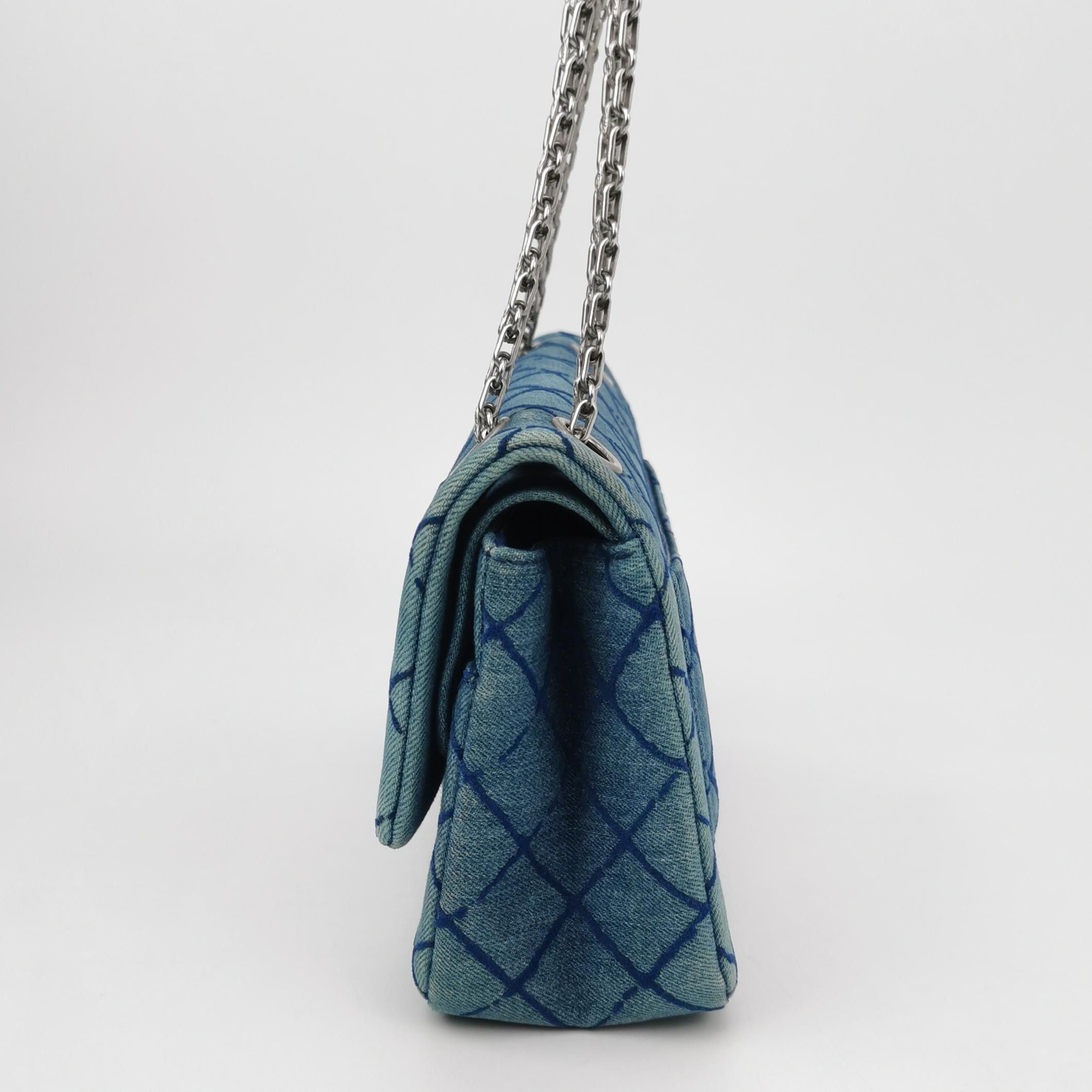 Chanel Chanel Women os Shoulder Bags Size ONE SIZE - 3 Thumbnail