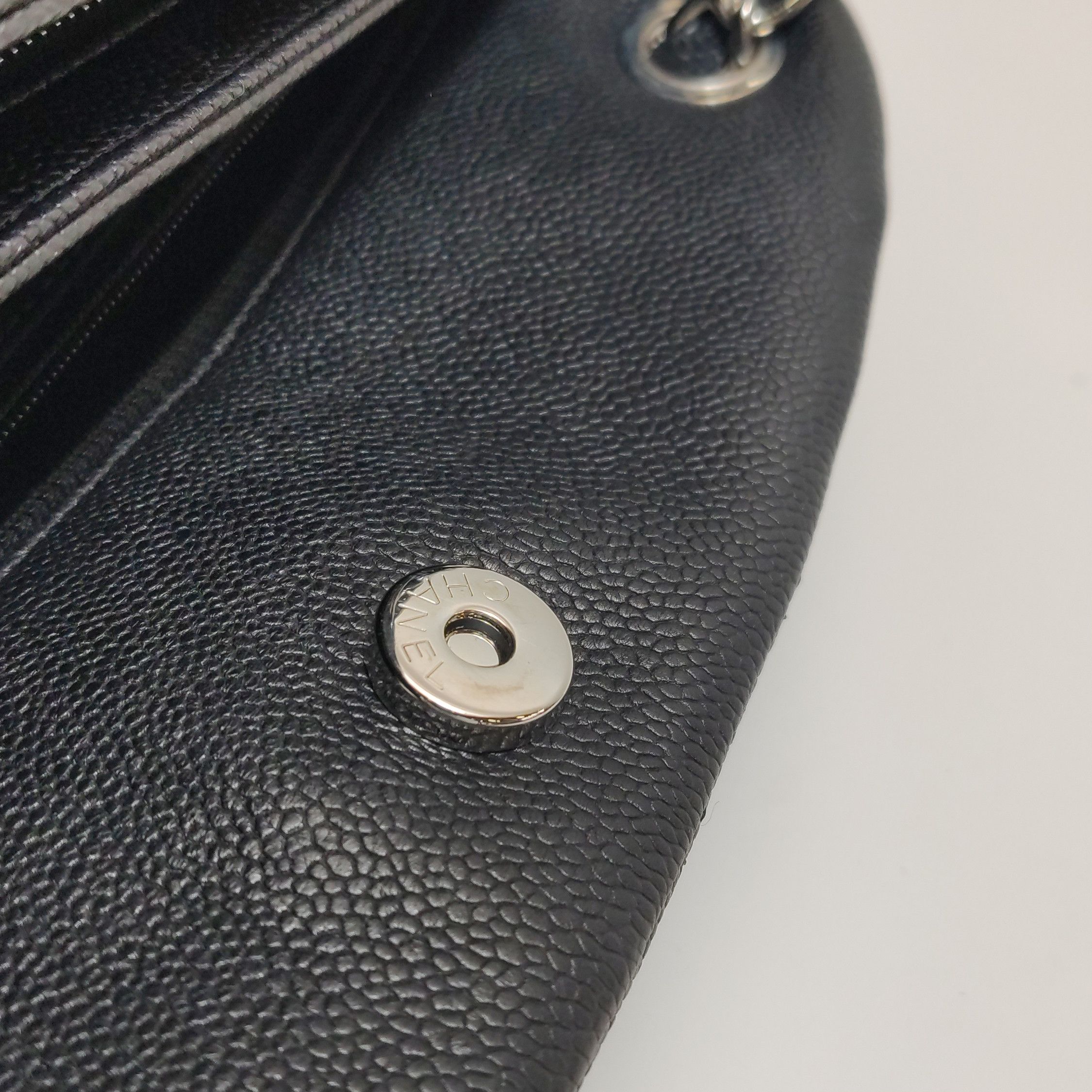 Chanel Chanel Women os Shoulder Bags Size ONE SIZE - 14 Thumbnail