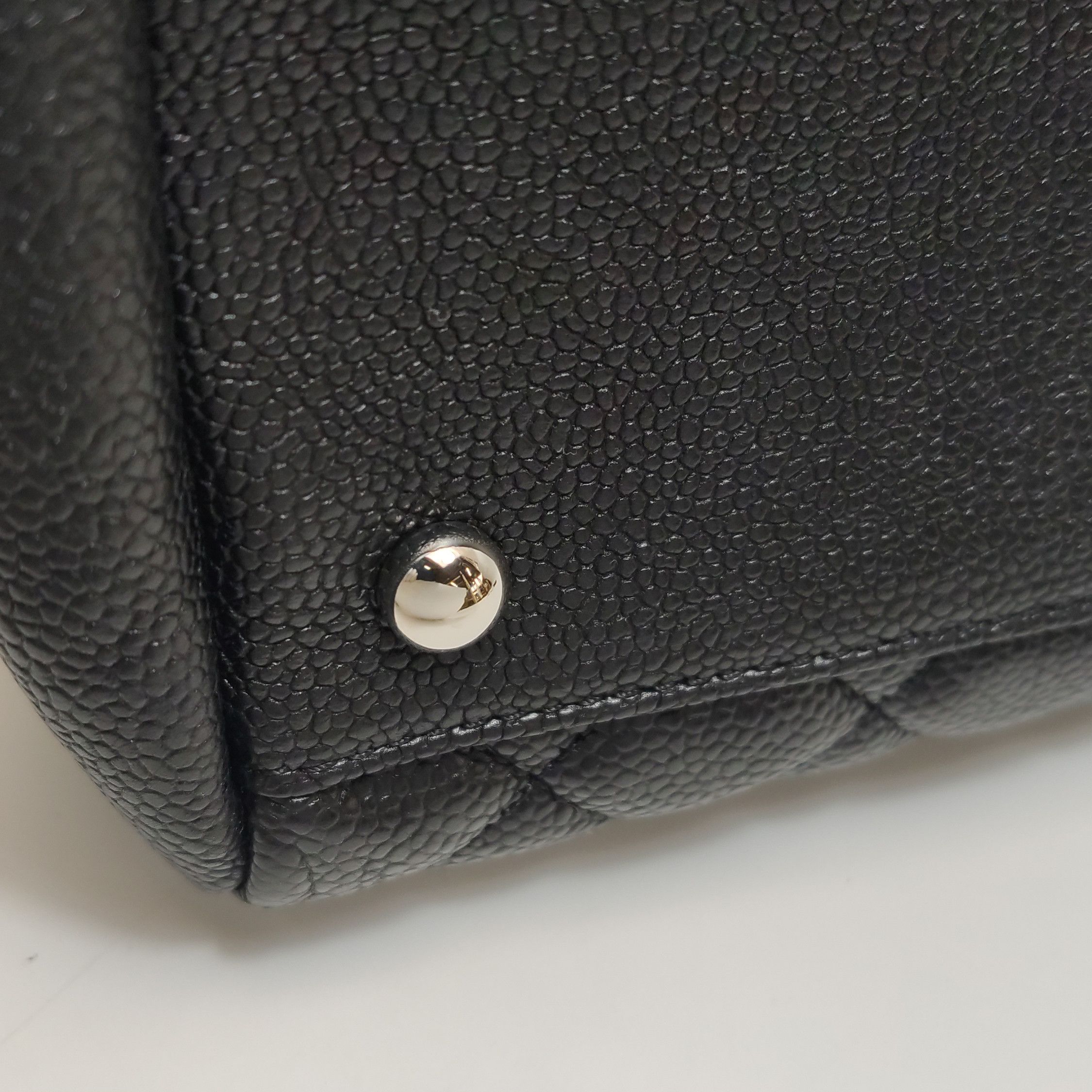 Chanel Chanel Women os Shoulder Bags Size ONE SIZE - 17 Thumbnail