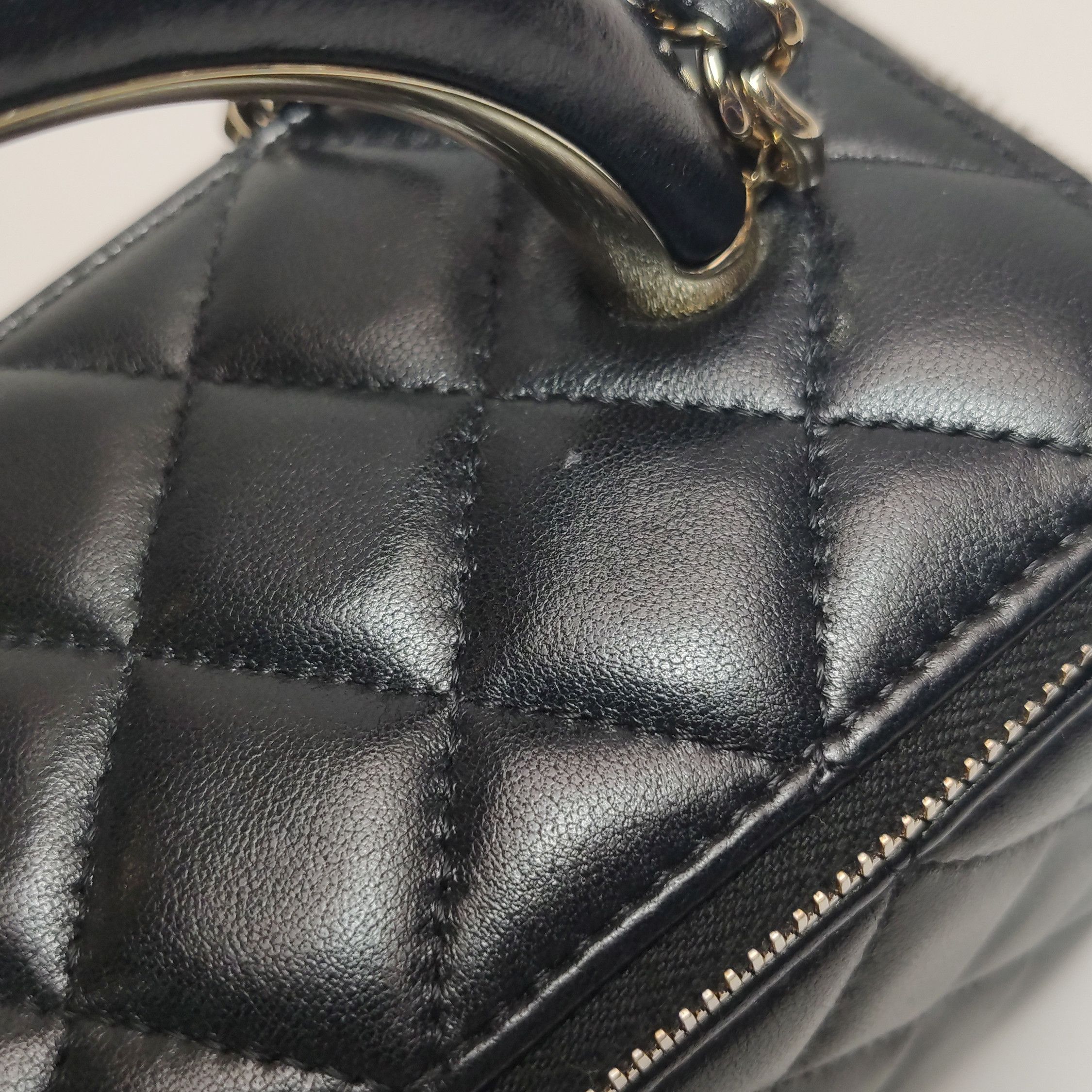 Chanel Chanel Women os Shoulder Bags Size ONE SIZE - 23 Thumbnail