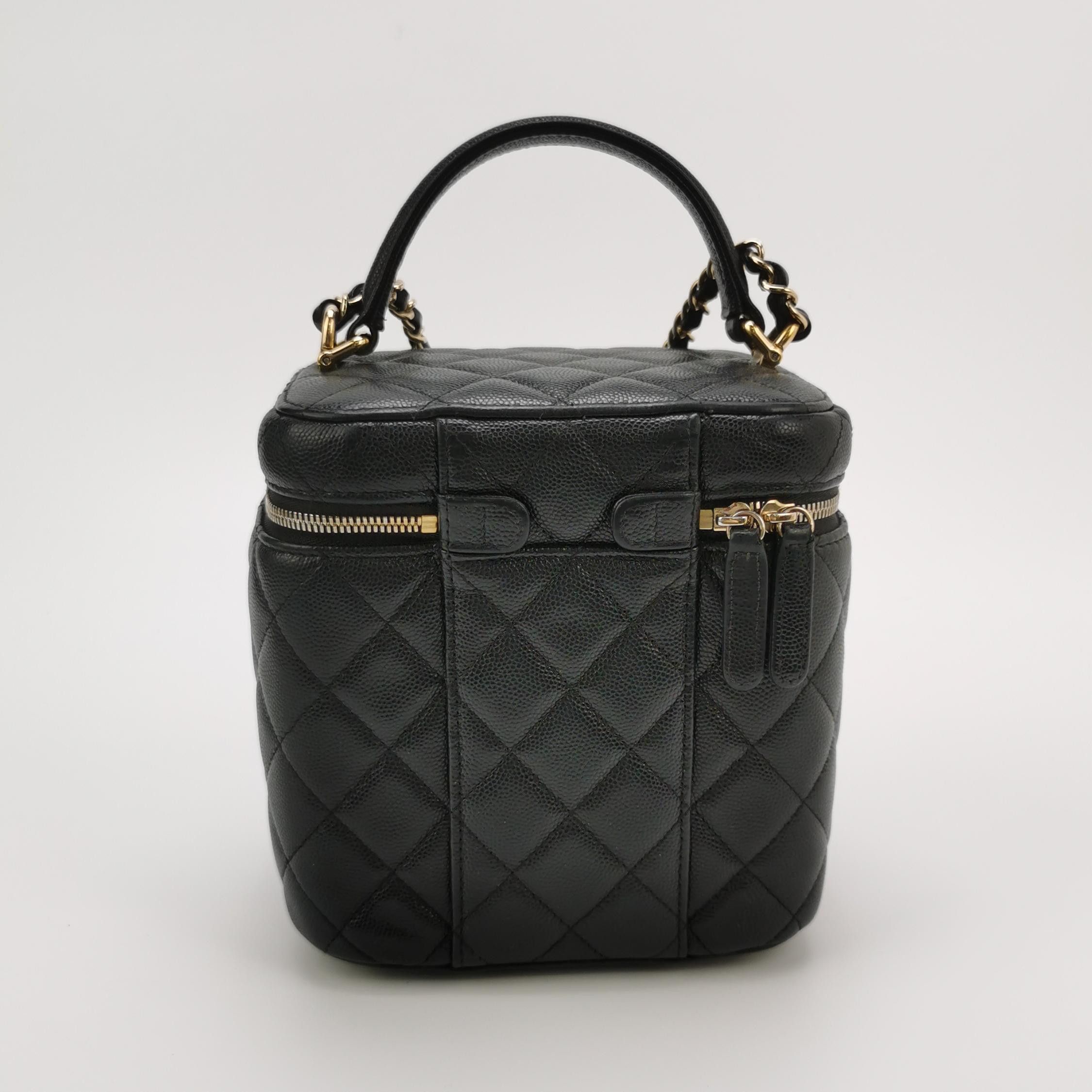 Chanel Chanel Women os Shoulder Bags Size ONE SIZE - 5 Thumbnail