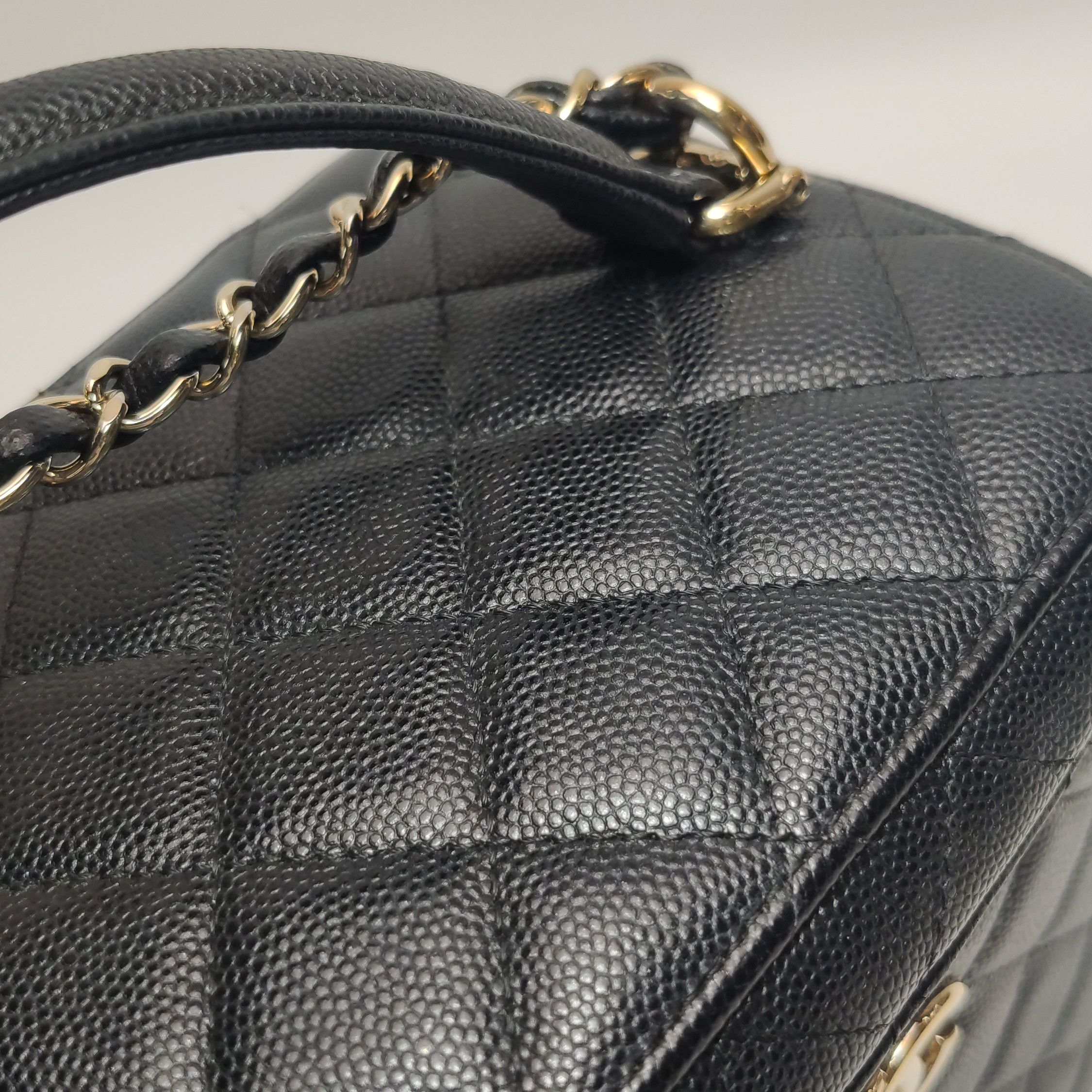 Chanel Chanel Women os Shoulder Bags Size ONE SIZE - 23 Thumbnail