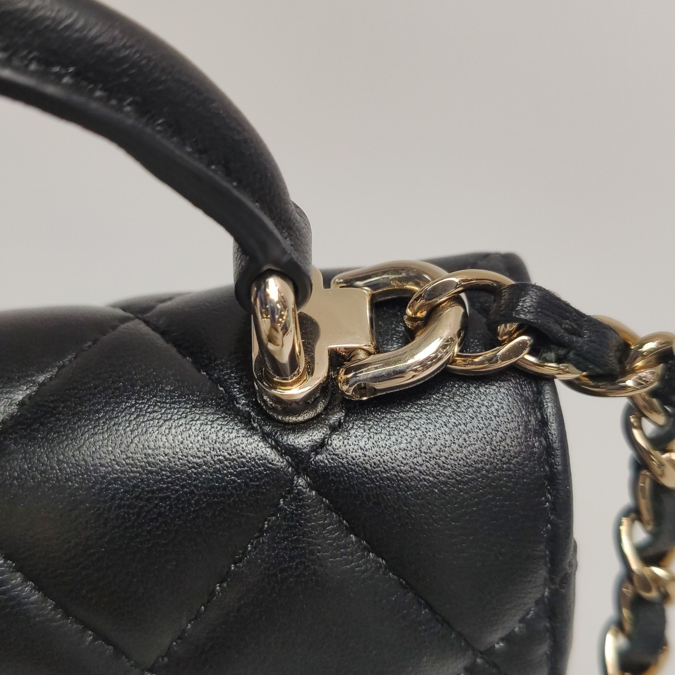 Chanel Chanel Women os Shoulder Bags Size ONE SIZE - 18 Thumbnail
