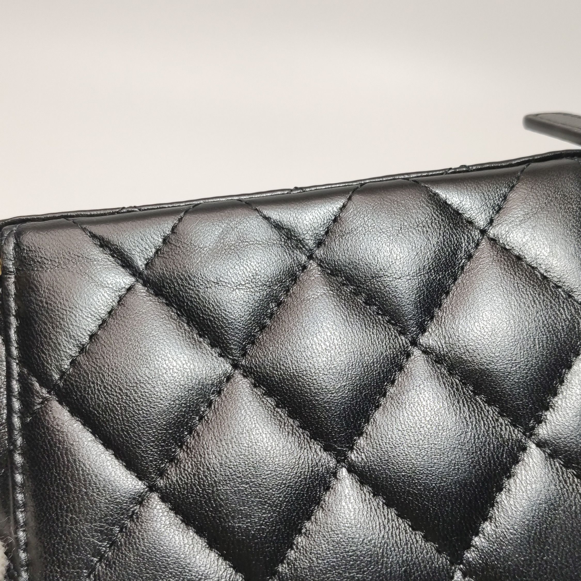 Chanel Chanel Women os Shoulder Bags Size ONE SIZE - 13 Thumbnail