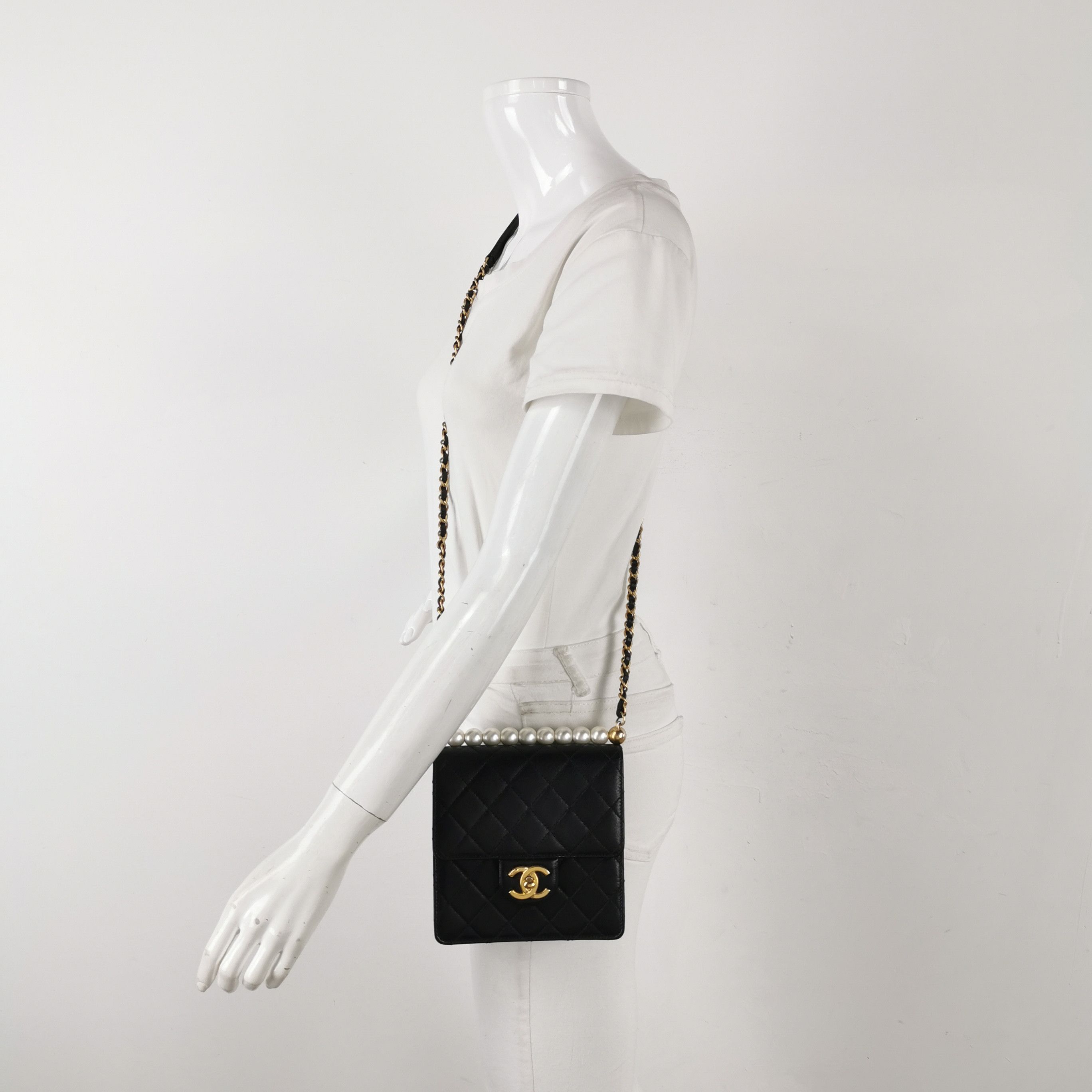 Chanel Chanel Women os Shoulder Bags Size ONE SIZE - 2 Thumbnail