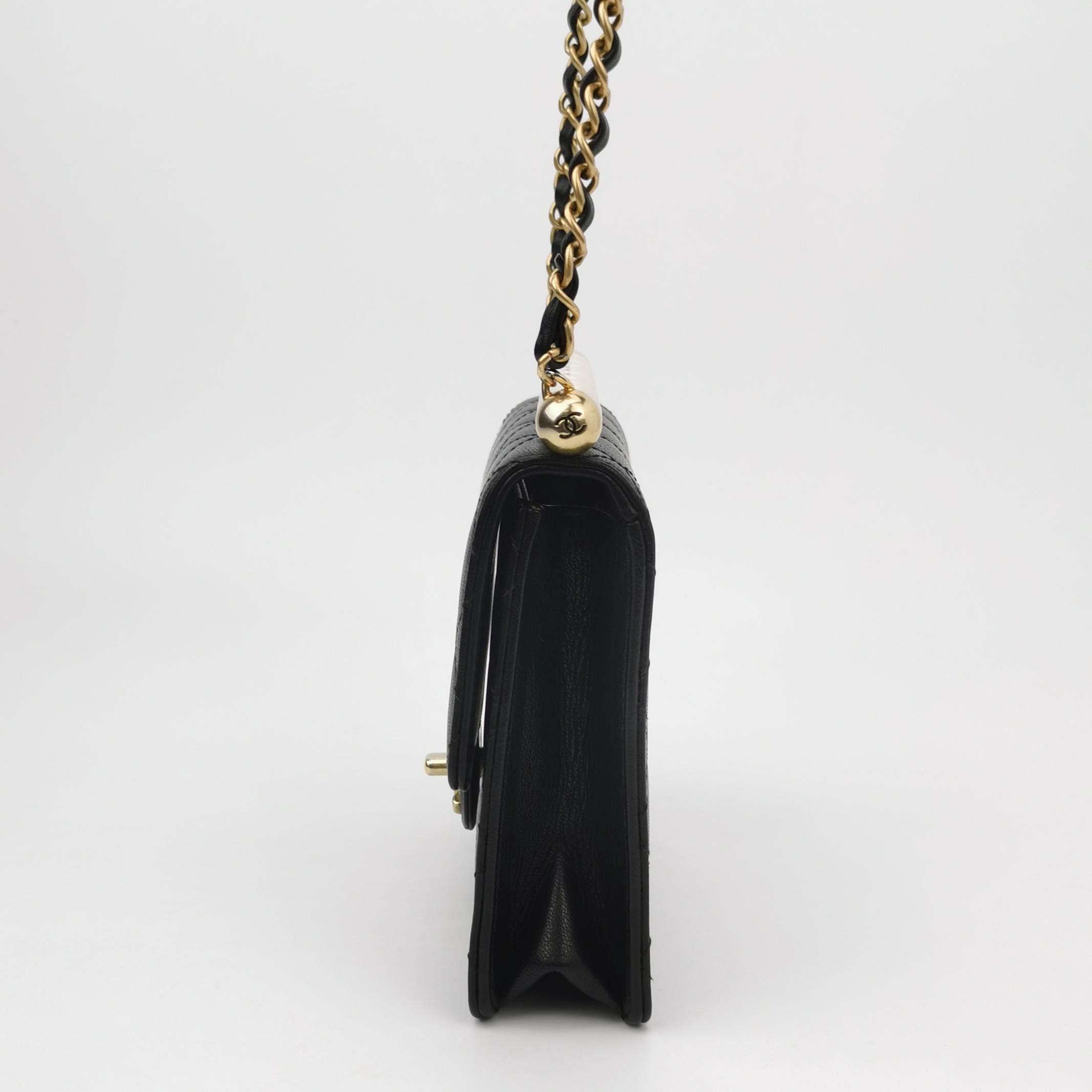 Chanel Chanel Women os Shoulder Bags Size ONE SIZE - 3 Thumbnail