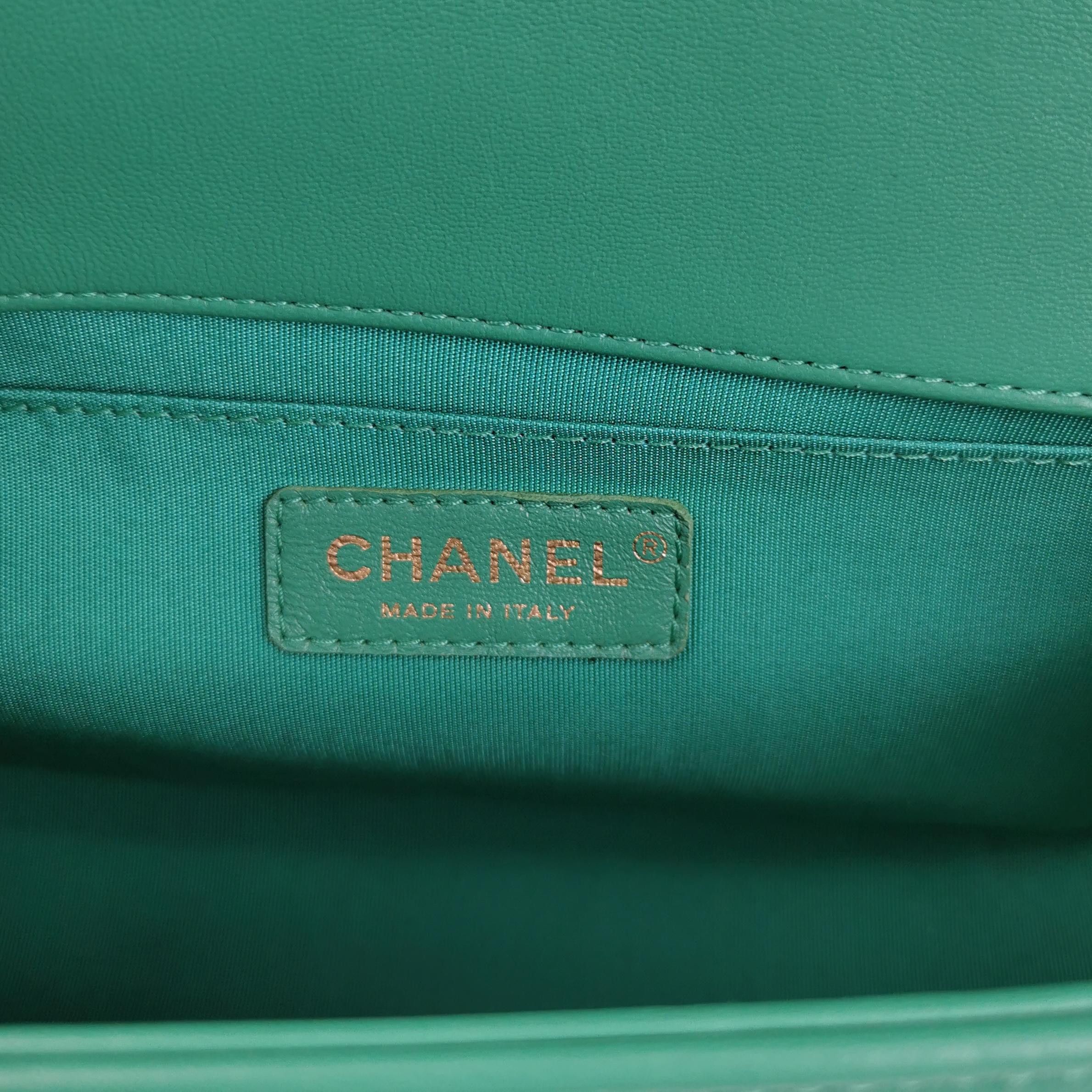 Chanel Chanel Women os Shoulder Bags Size ONE SIZE - 8 Thumbnail