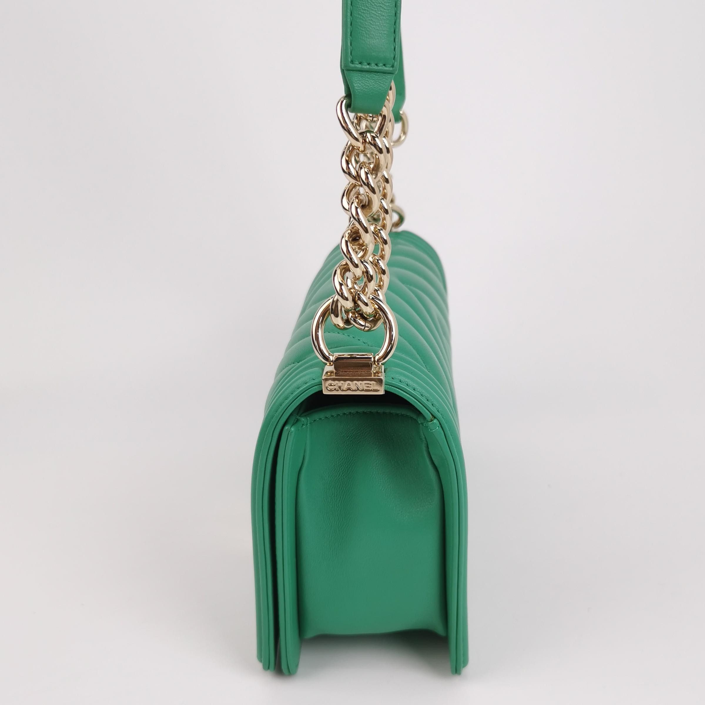 Chanel Chanel Women os Shoulder Bags Size ONE SIZE - 3 Thumbnail