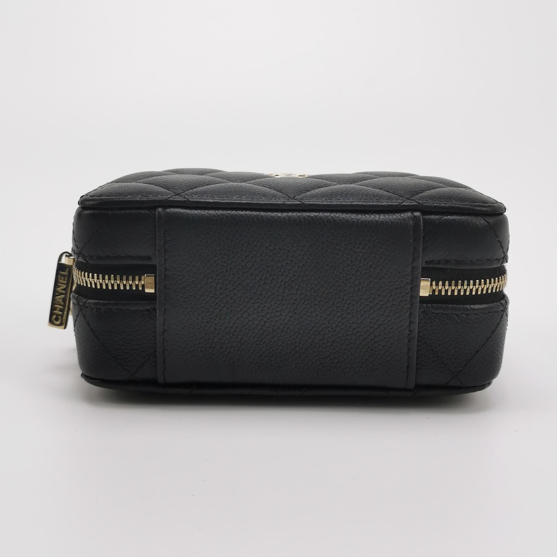 Chanel Chanel Women os Shoulder Bags Size ONE SIZE - 6 Thumbnail