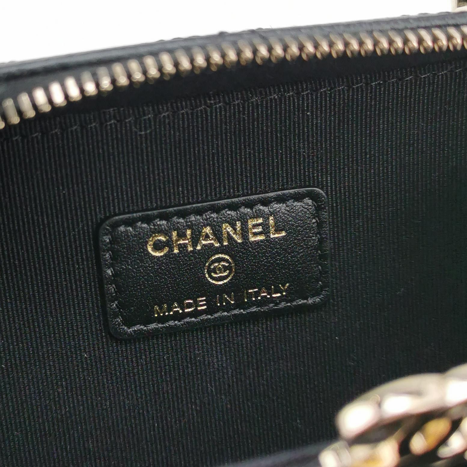 Chanel Chanel Women os Shoulder Bags Size ONE SIZE - 8 Thumbnail