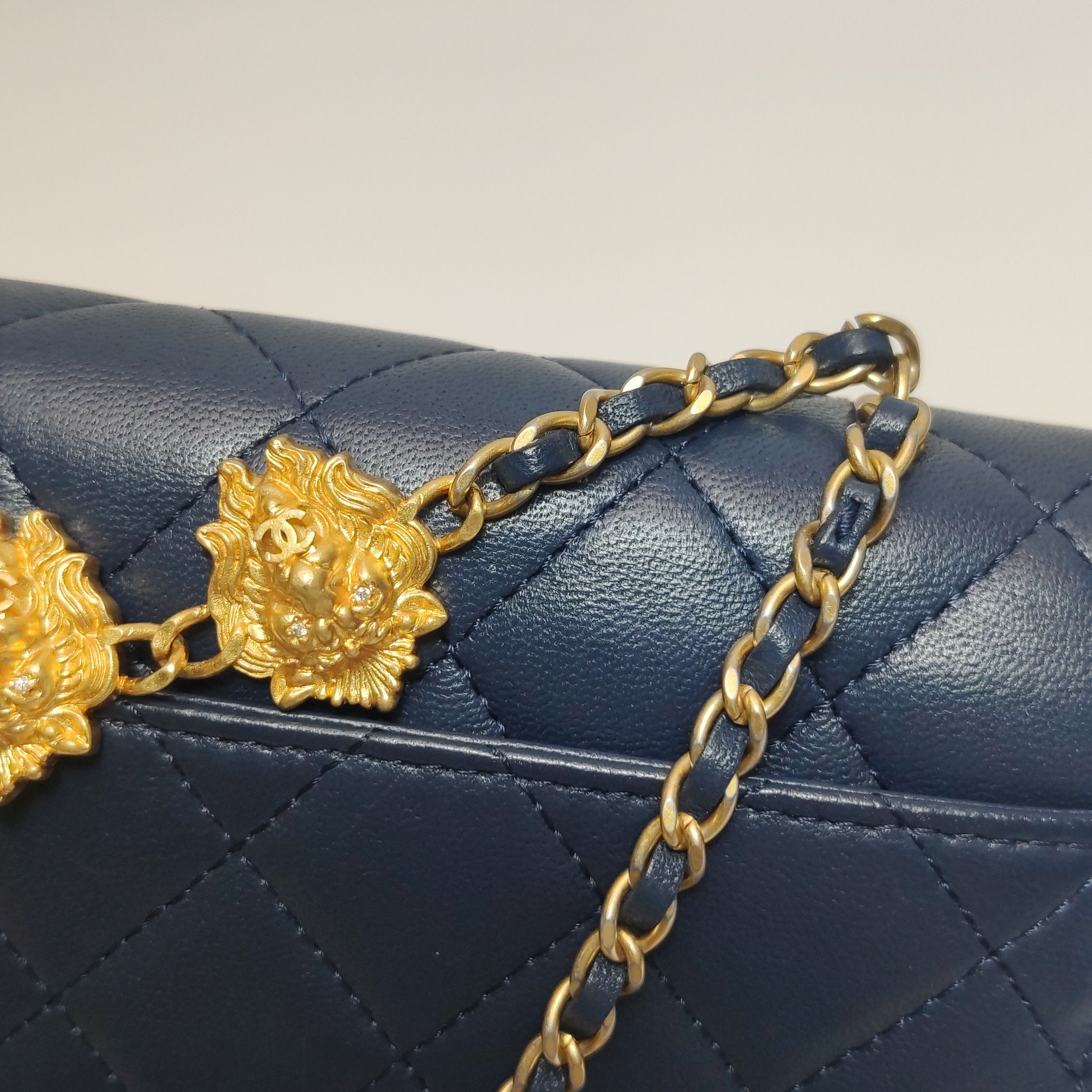 Chanel Chanel Women os Shoulder Bags Size ONE SIZE - 14 Thumbnail
