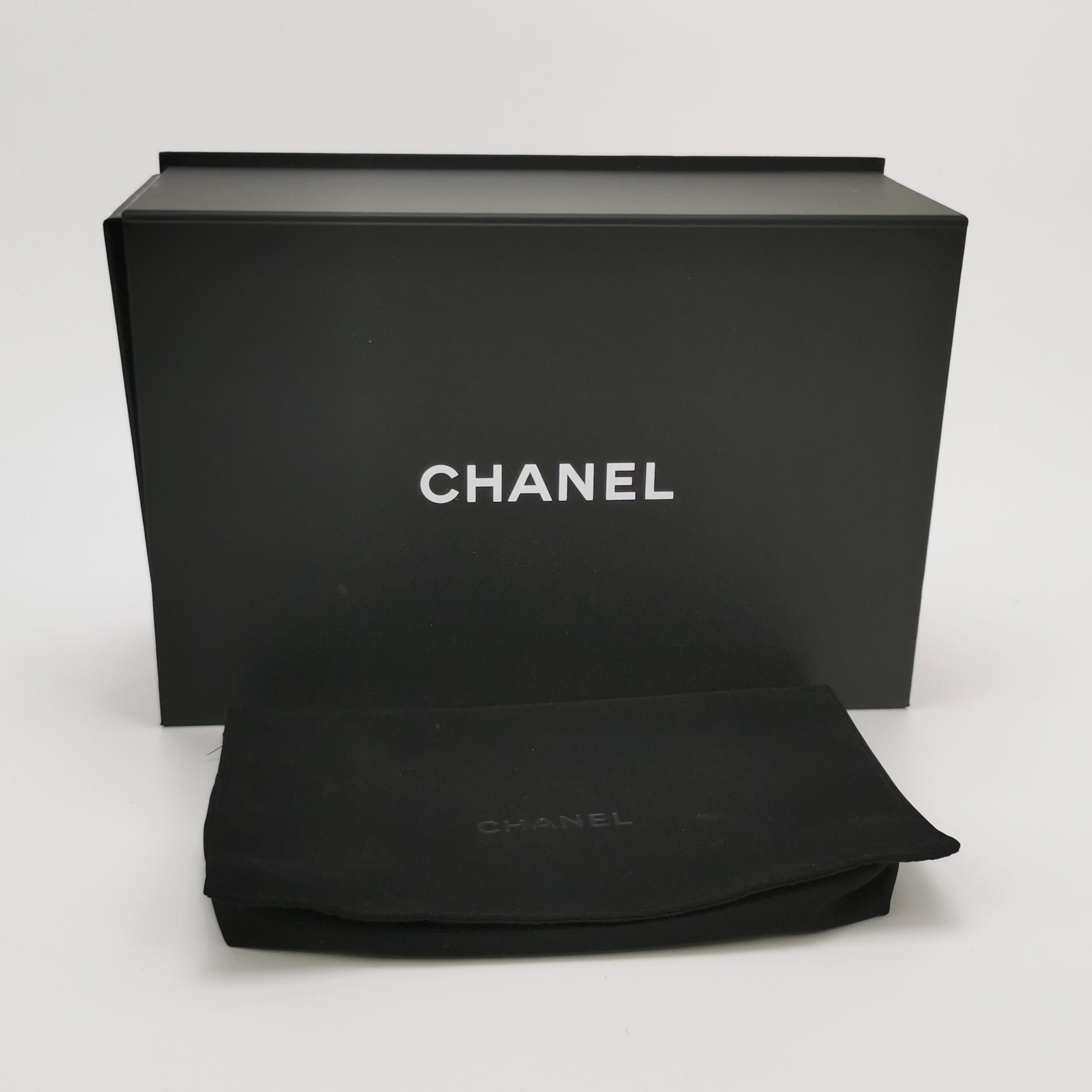 Chanel Chanel Women os Shoulder Bags Size ONE SIZE - 9 Thumbnail