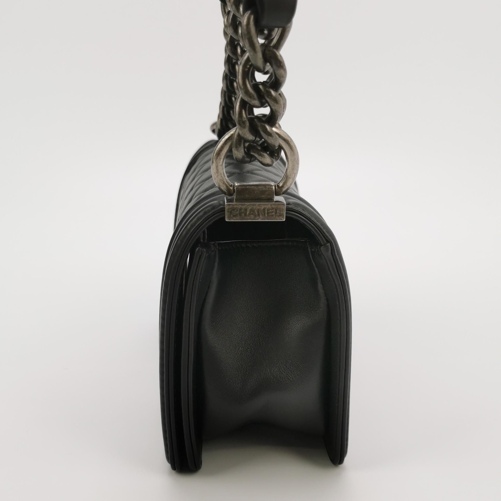 Chanel Chanel Women os Shoulder Bags Size ONE SIZE - 3 Thumbnail