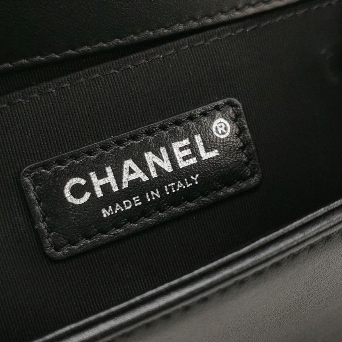 Chanel Chanel Women os Shoulder Bags Size ONE SIZE - 8 Thumbnail