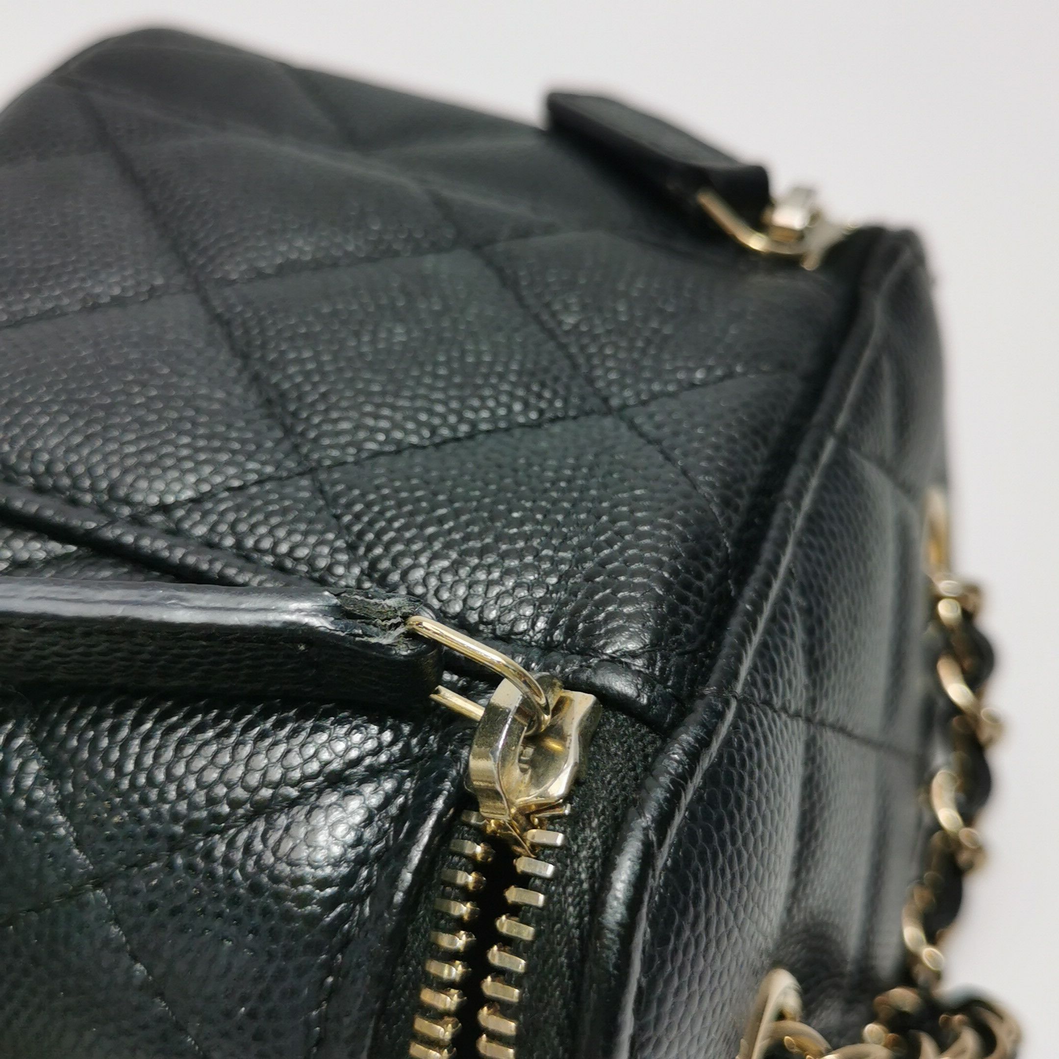 Chanel Chanel Women os Shoulder Bags Size ONE SIZE - 25 Thumbnail