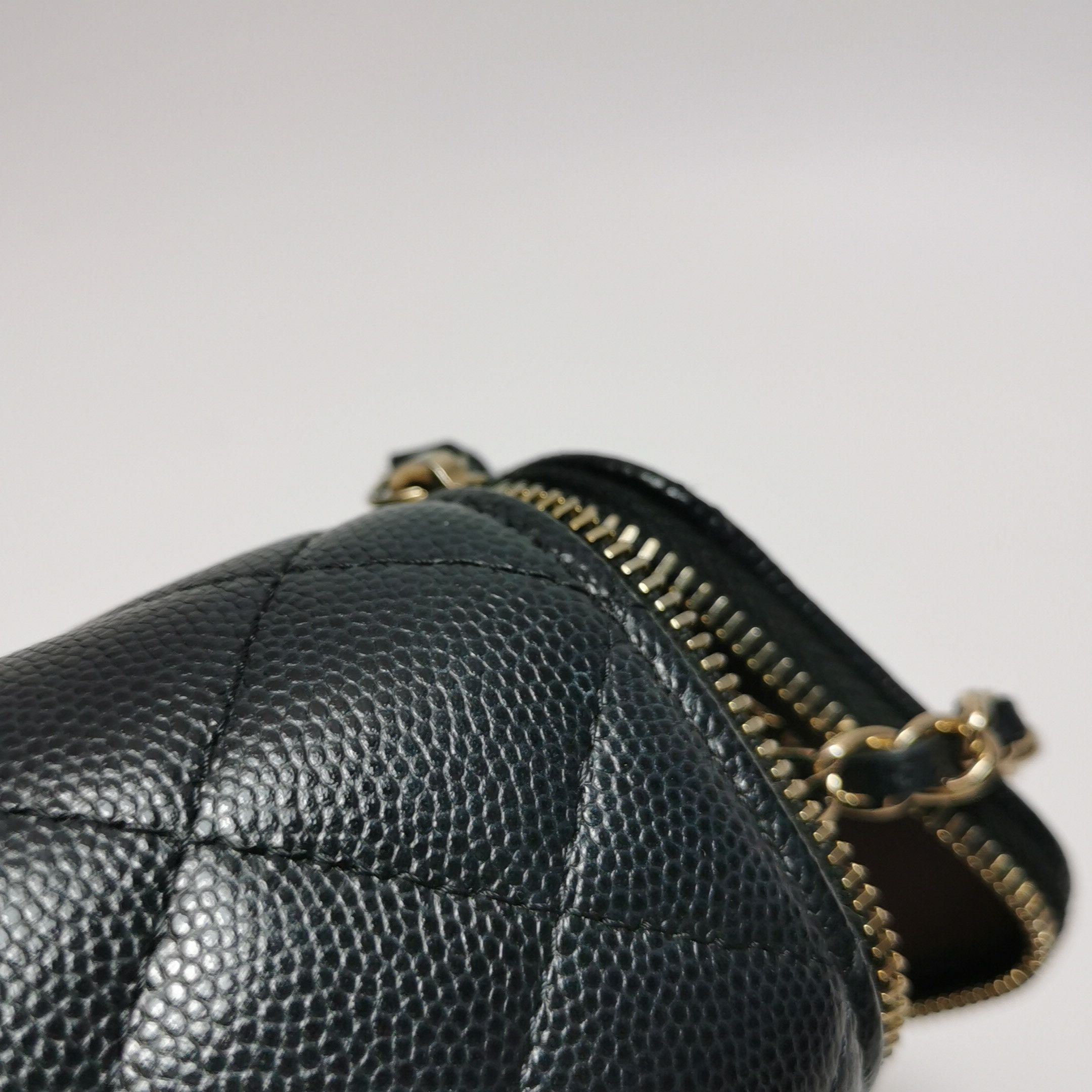 Chanel Chanel Women os Shoulder Bags Size ONE SIZE - 23 Thumbnail