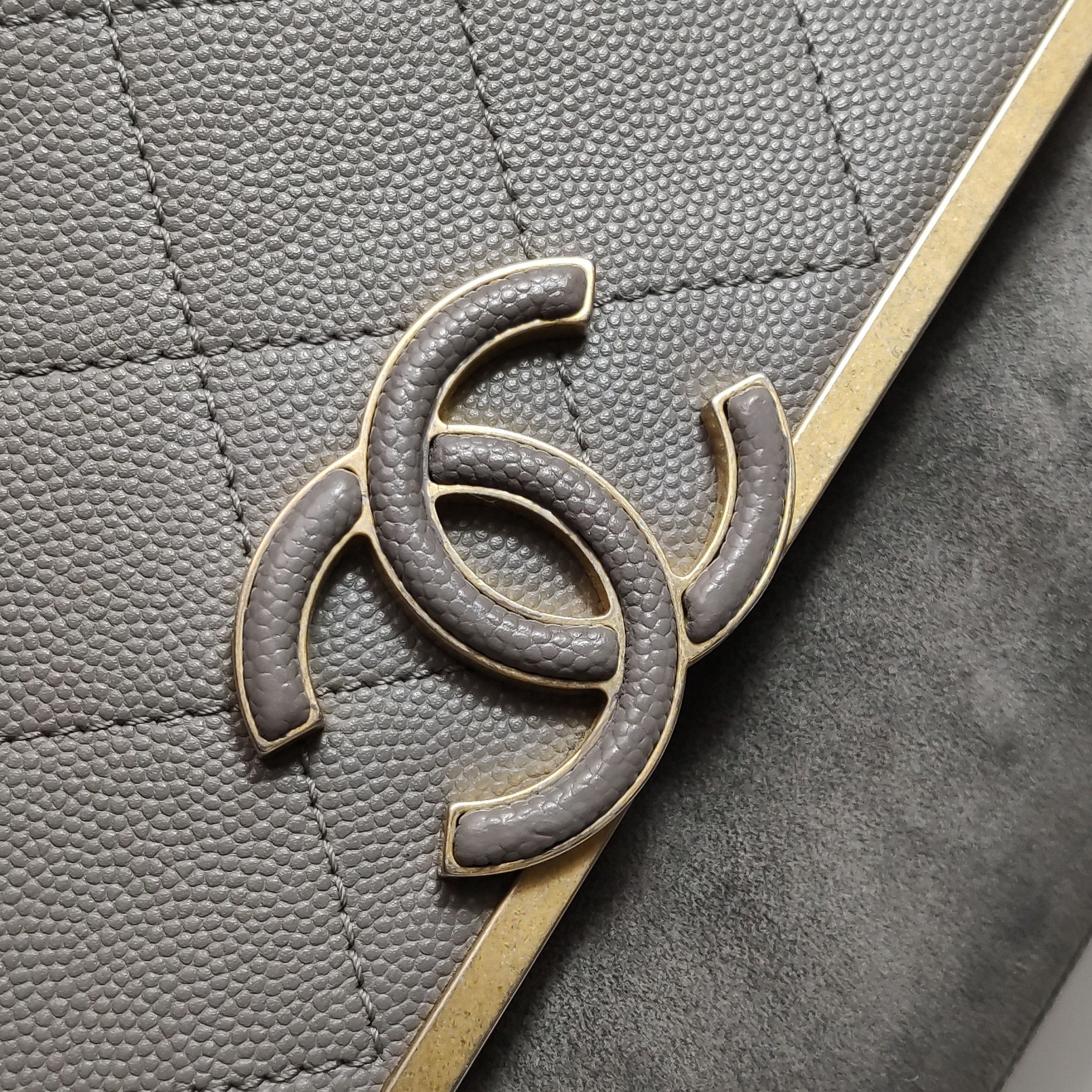 Chanel Chanel Women os Shoulder Bags Size ONE SIZE - 22 Thumbnail