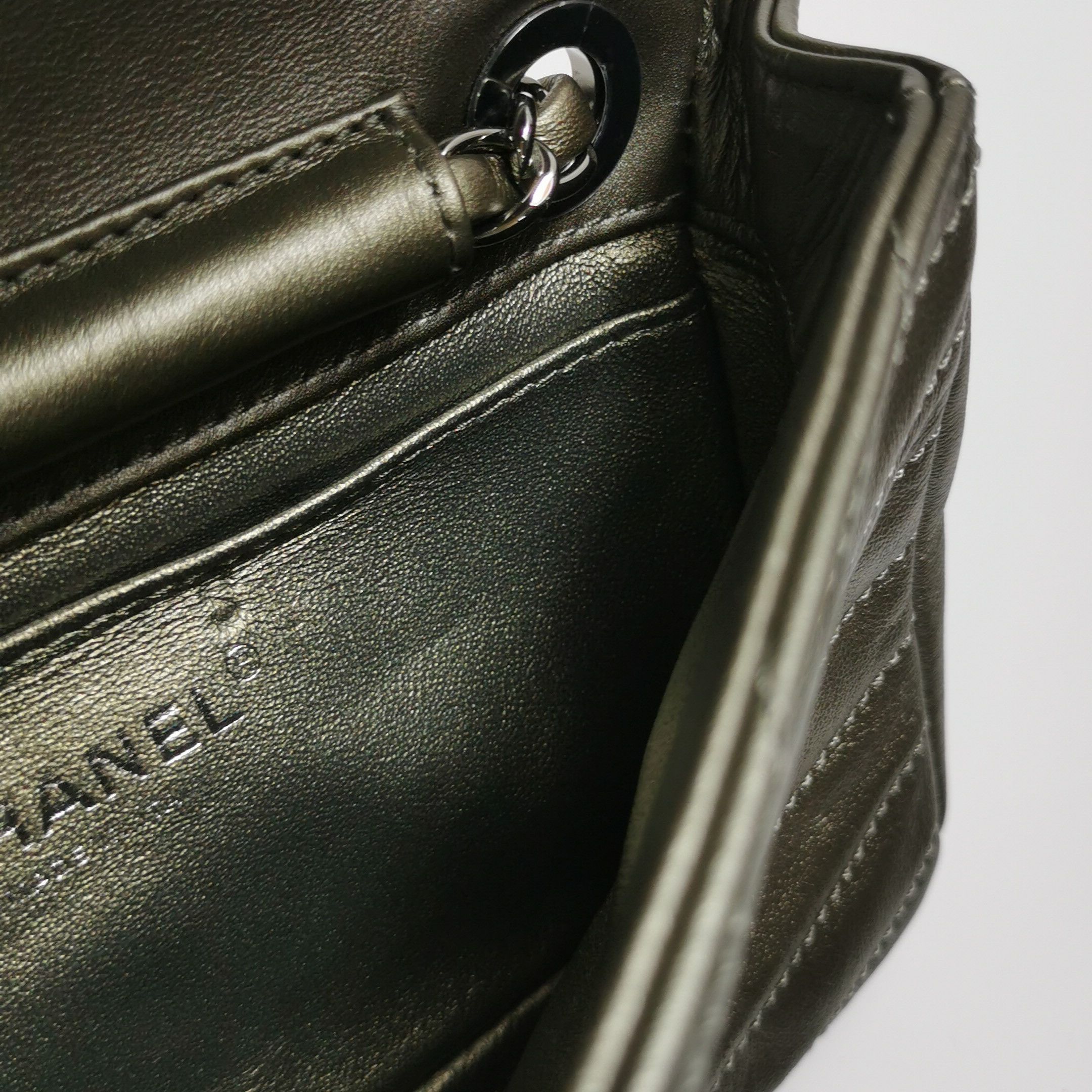 Chanel Chanel Women os Crossbody Bags Size ONE SIZE - 16 Thumbnail