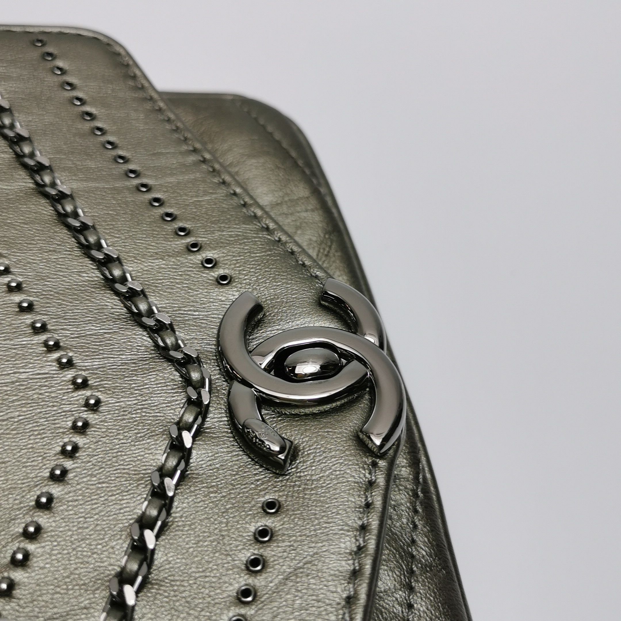 Chanel Chanel Women os Crossbody Bags Size ONE SIZE - 12 Thumbnail
