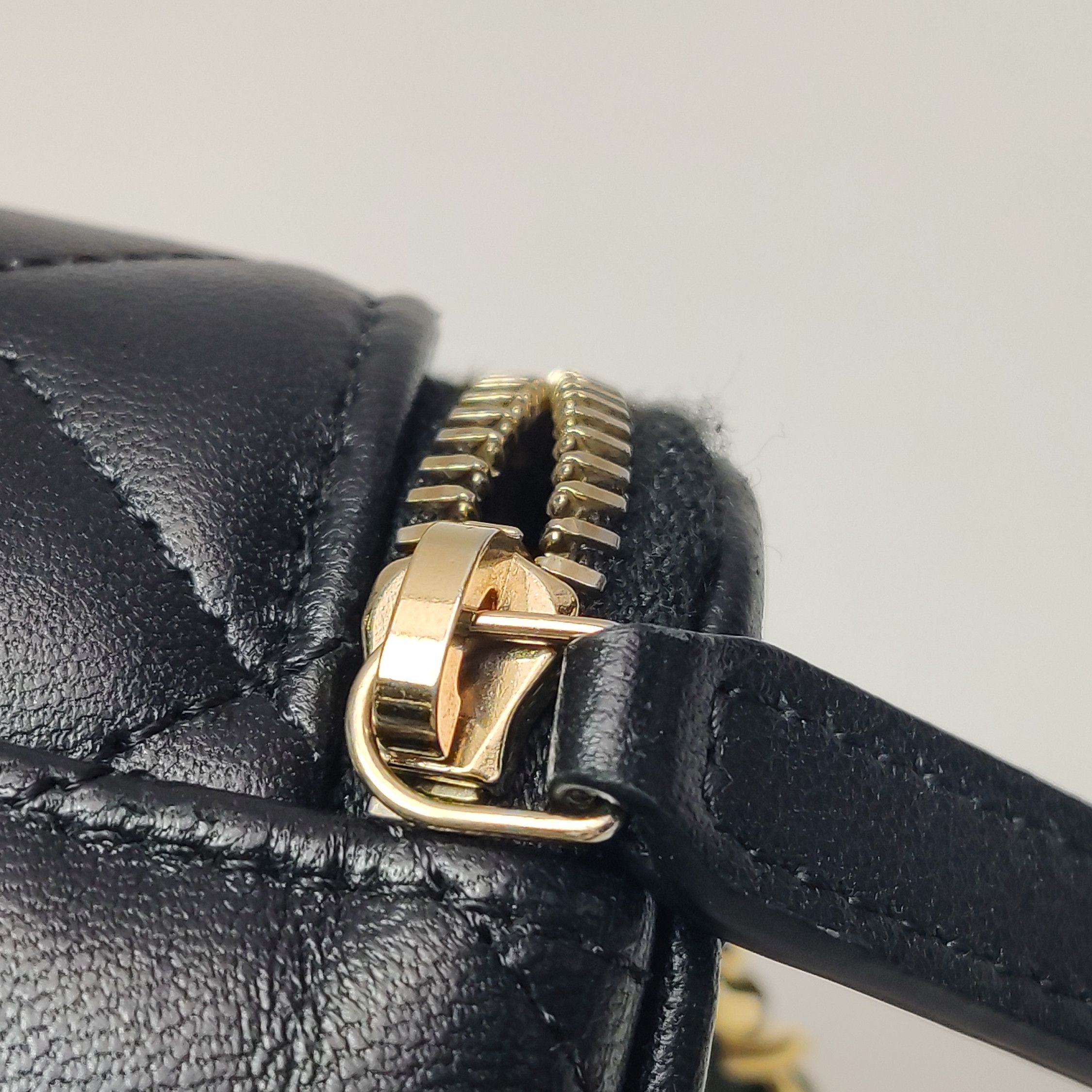 Chanel Chanel Women os Shoulder Bags Size ONE SIZE - 14 Thumbnail