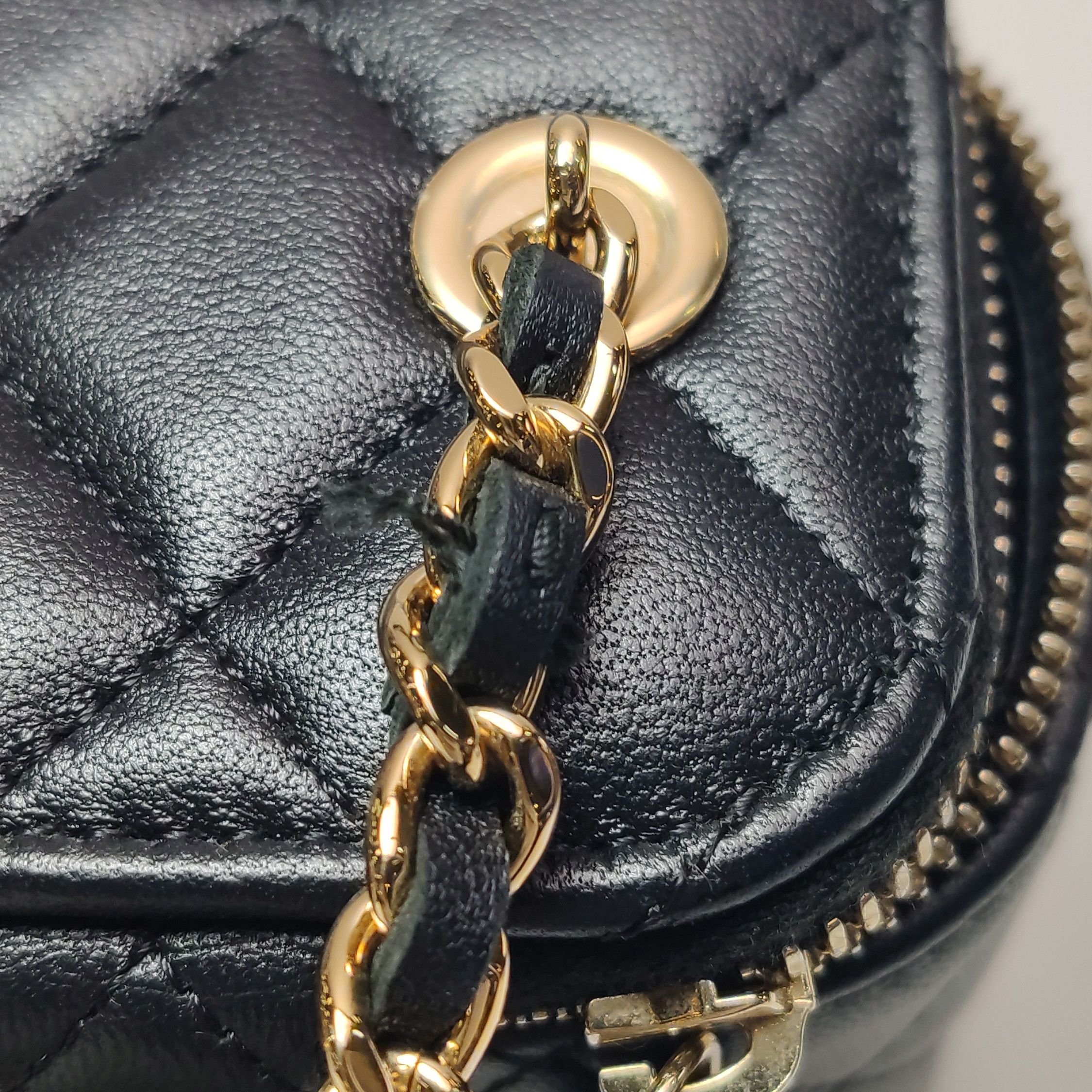Chanel Chanel Women os Shoulder Bags Size ONE SIZE - 22 Thumbnail