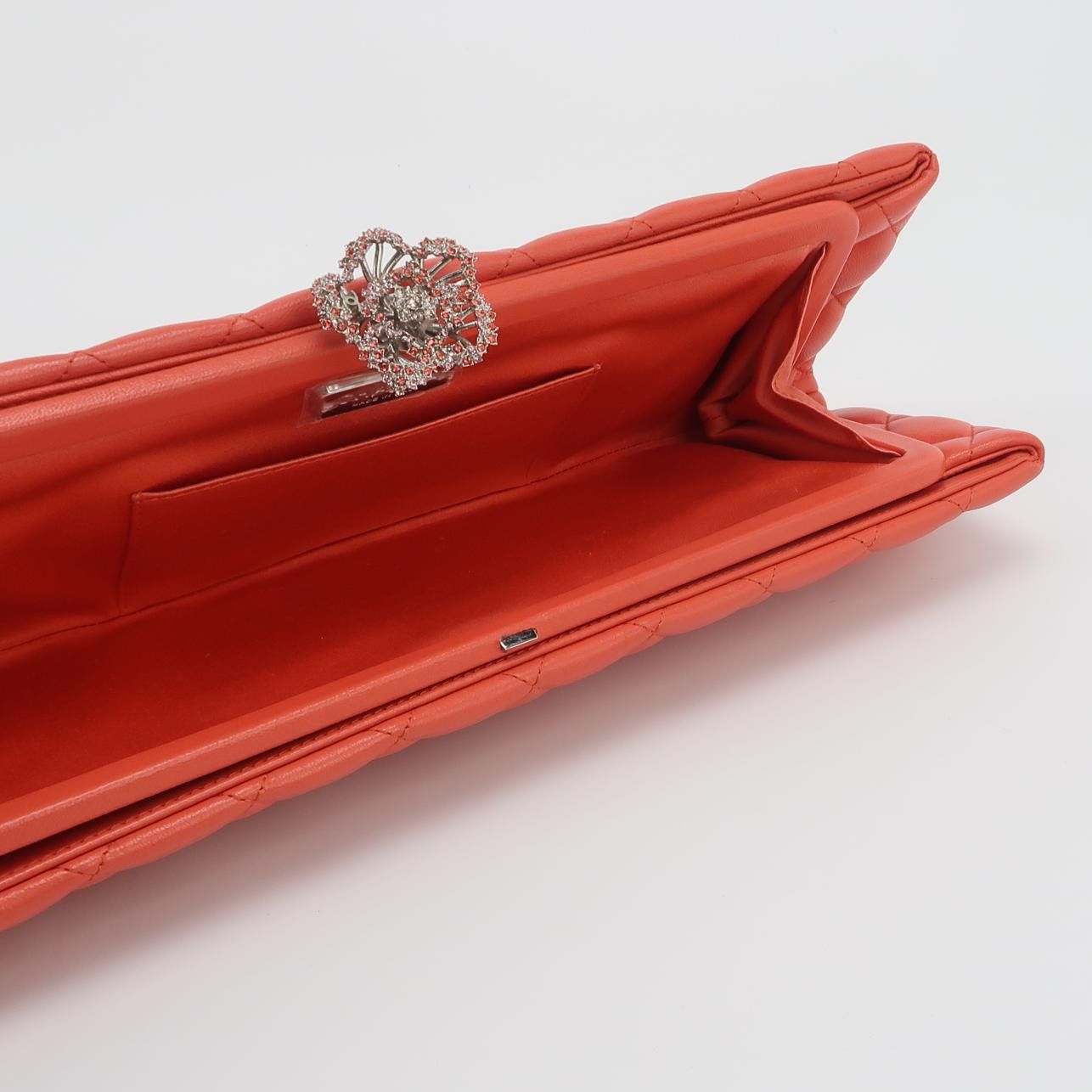 Chanel Chanel Women os Clutches Size ONE SIZE - 6 Thumbnail