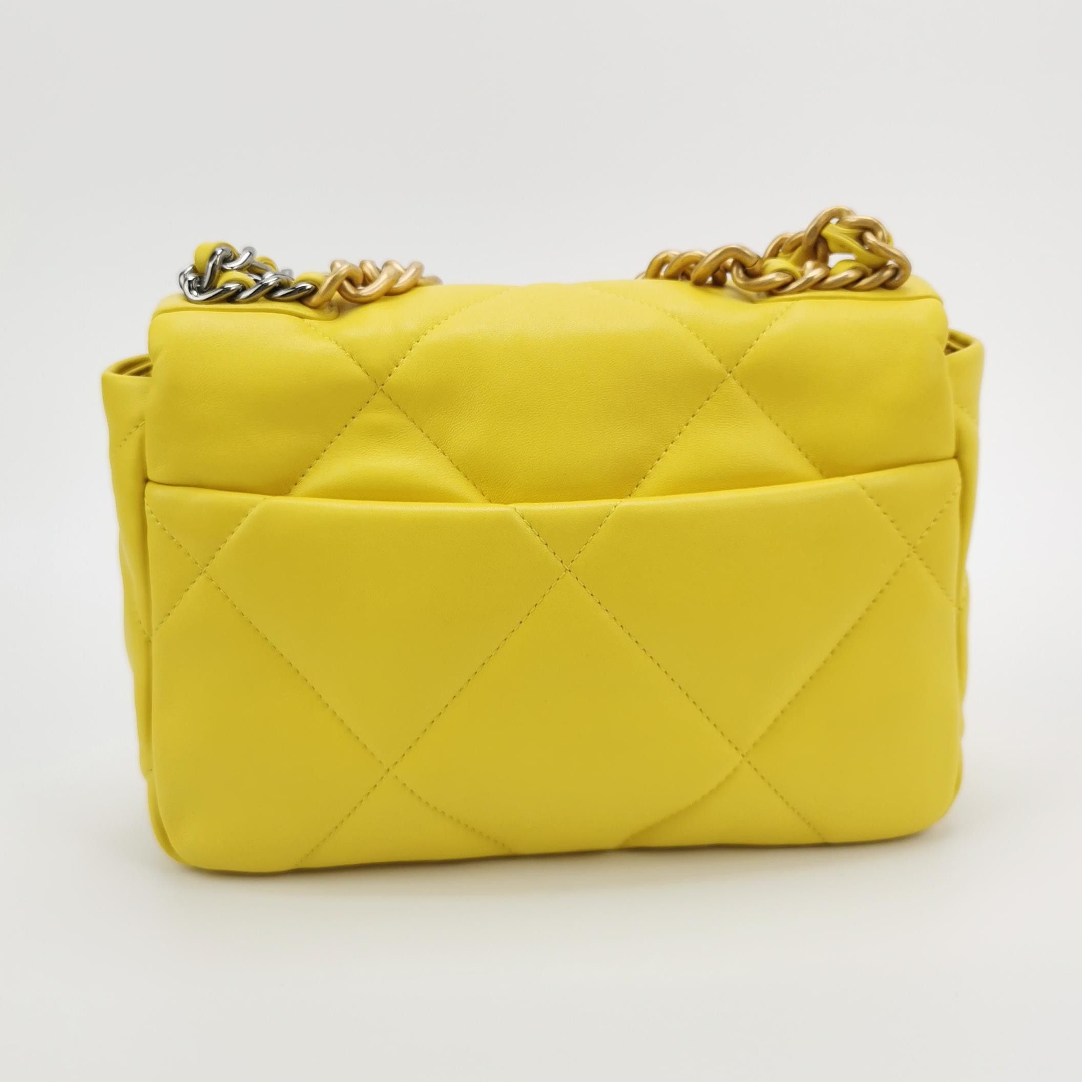 Chanel Chanel Women os Shoulder Bags Size ONE SIZE - 5 Thumbnail
