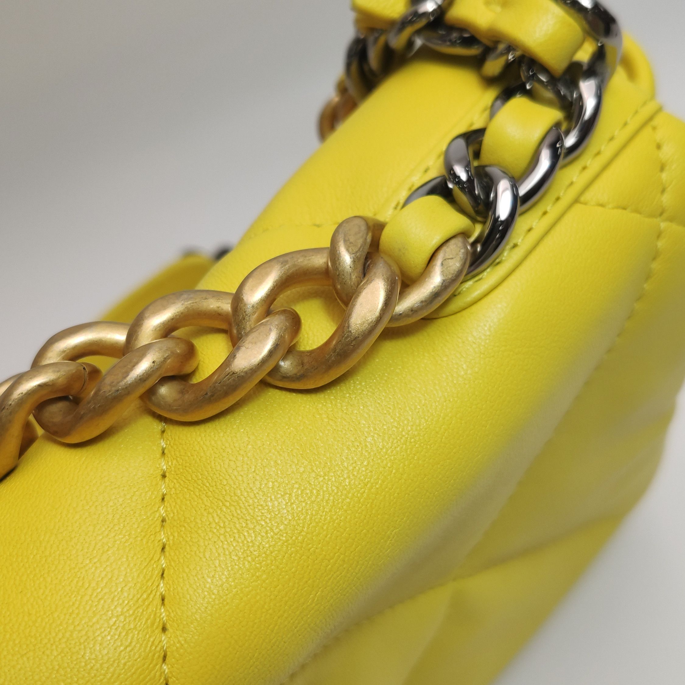 Chanel Chanel Women os Shoulder Bags Size ONE SIZE - 14 Thumbnail