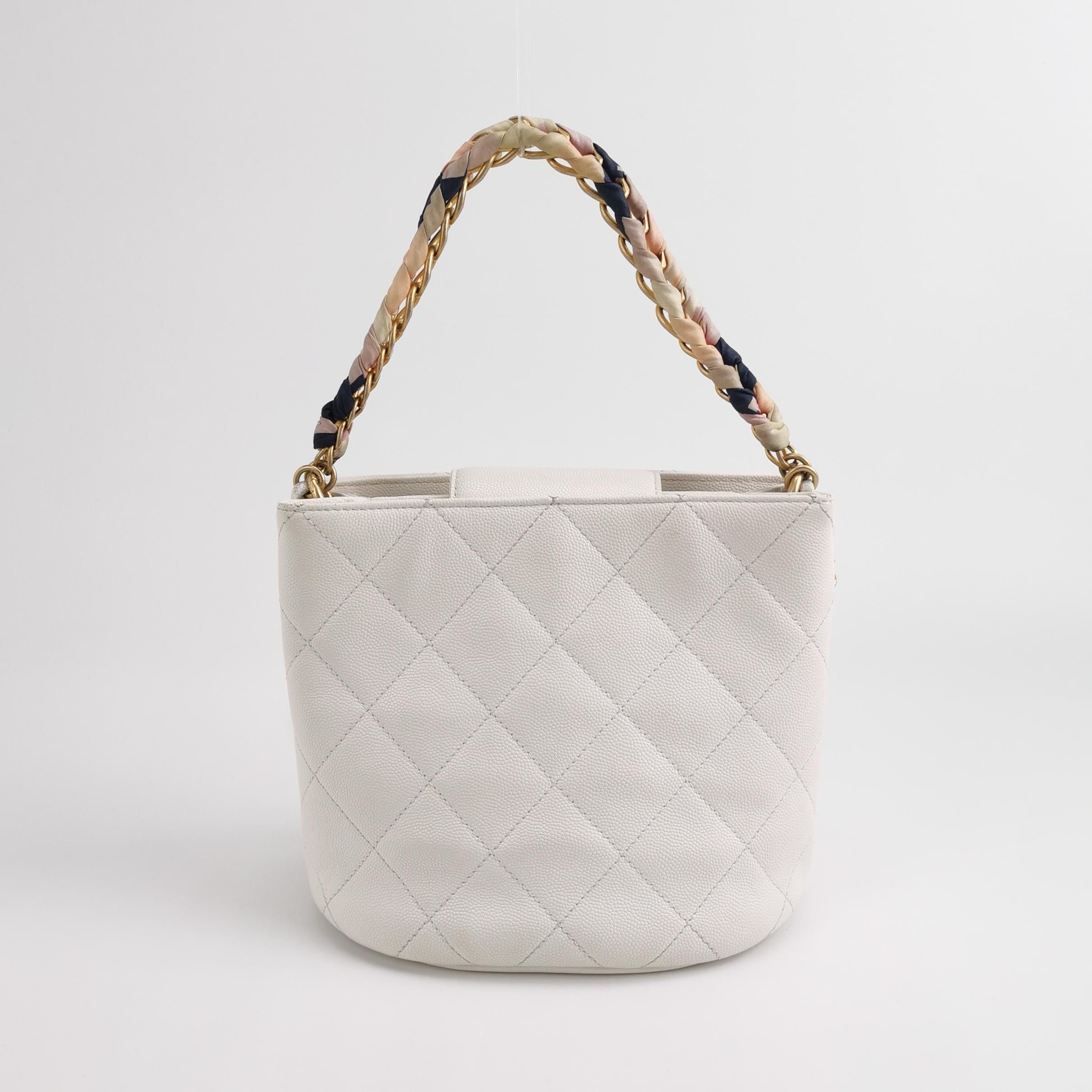 Chanel Chanel Women os Shoulder Bags Size ONE SIZE - 5 Thumbnail