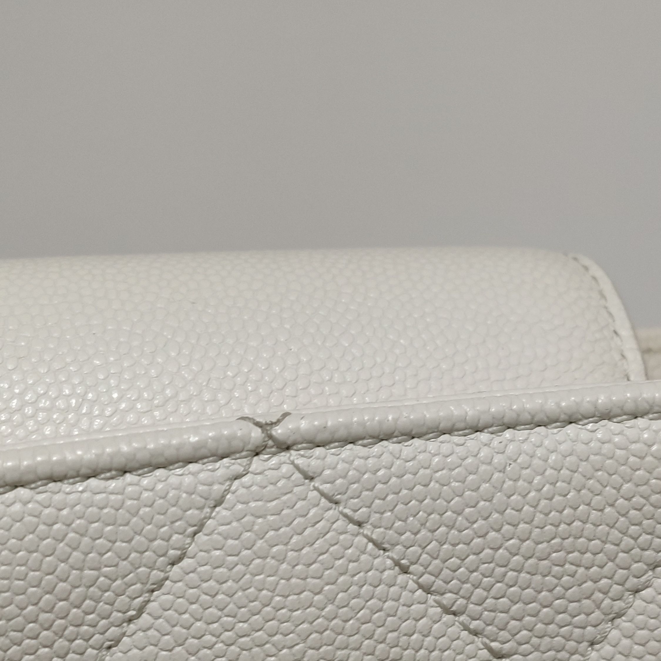Chanel Chanel Women os Shoulder Bags Size ONE SIZE - 21 Thumbnail