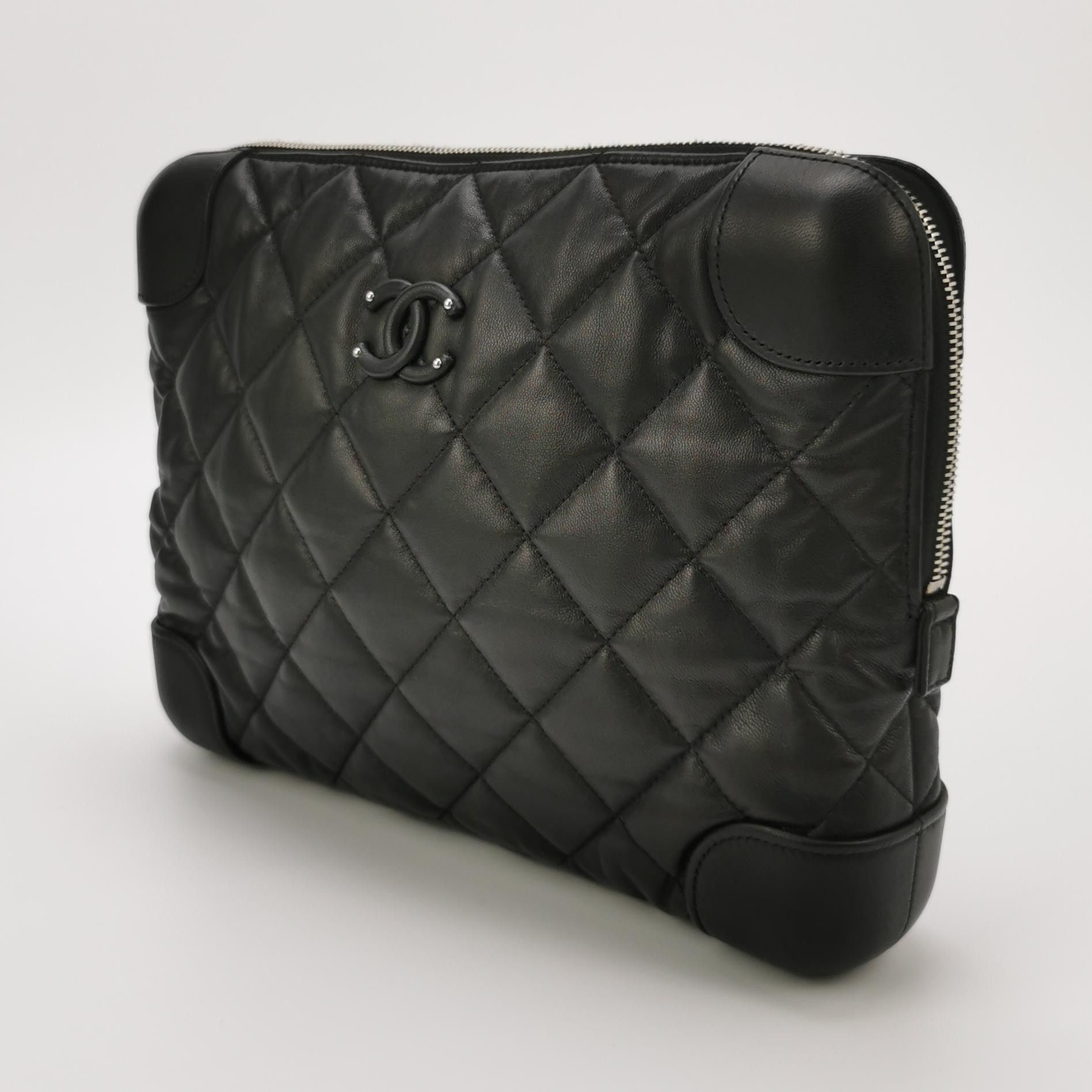 Chanel Chanel Women os Clutches Size ONE SIZE - 2 Thumbnail