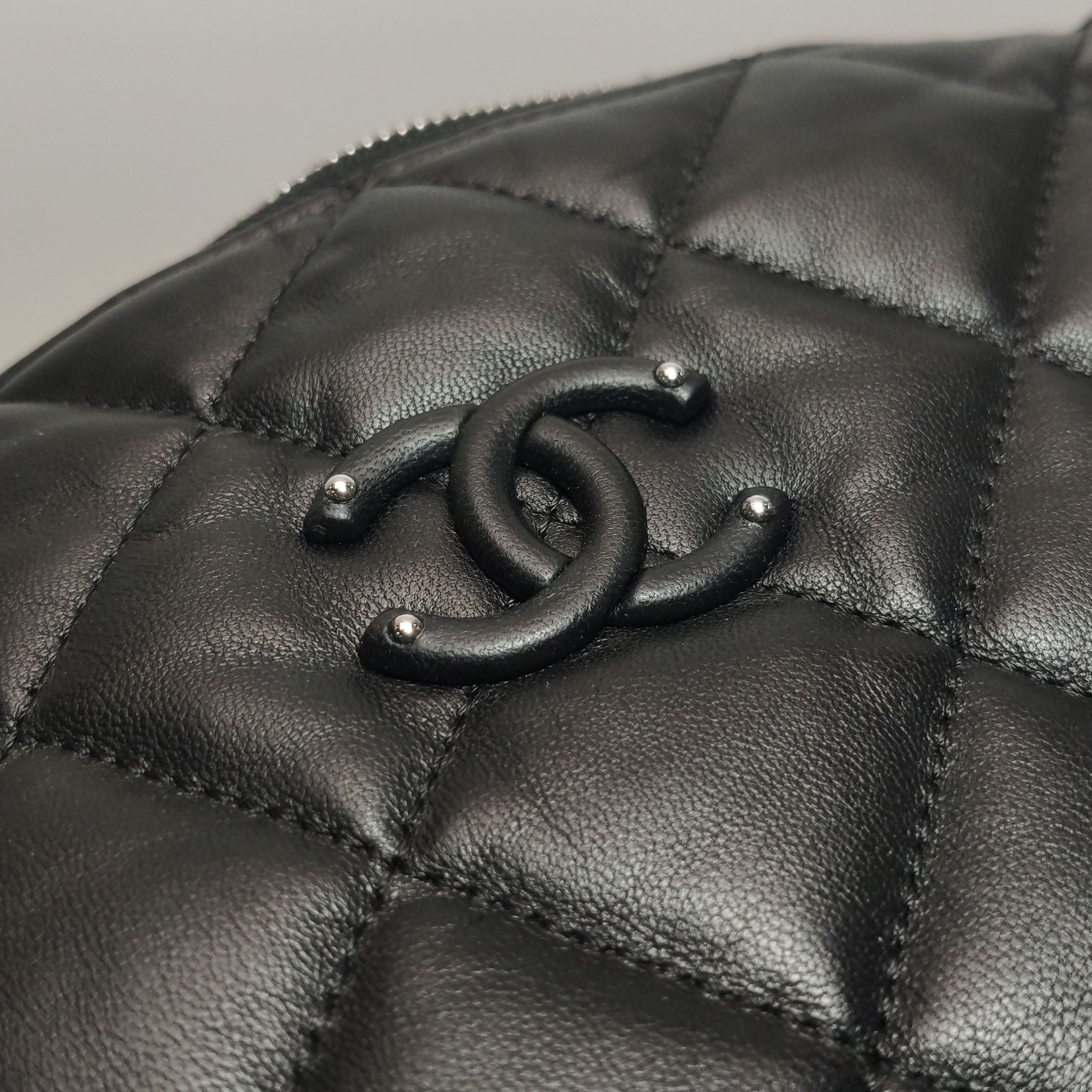 Chanel Chanel Women os Clutches Size ONE SIZE - 11 Thumbnail