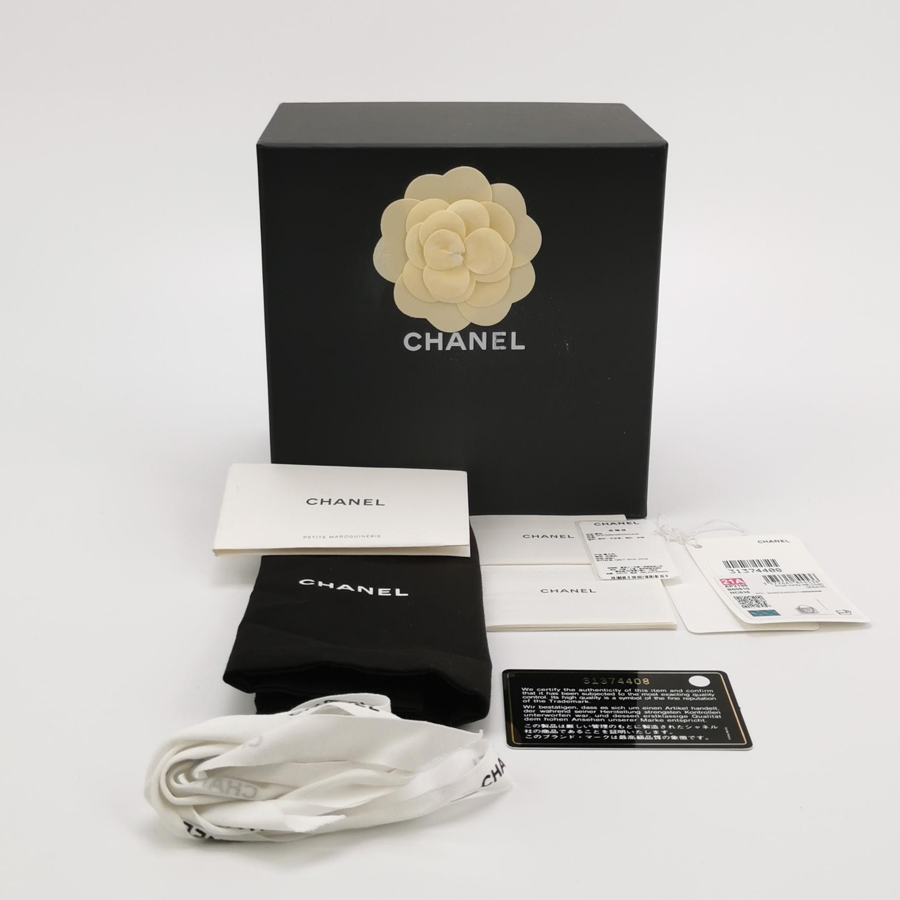 Chanel Chanel Women os Crossbody Bags Size ONE SIZE - 9 Thumbnail
