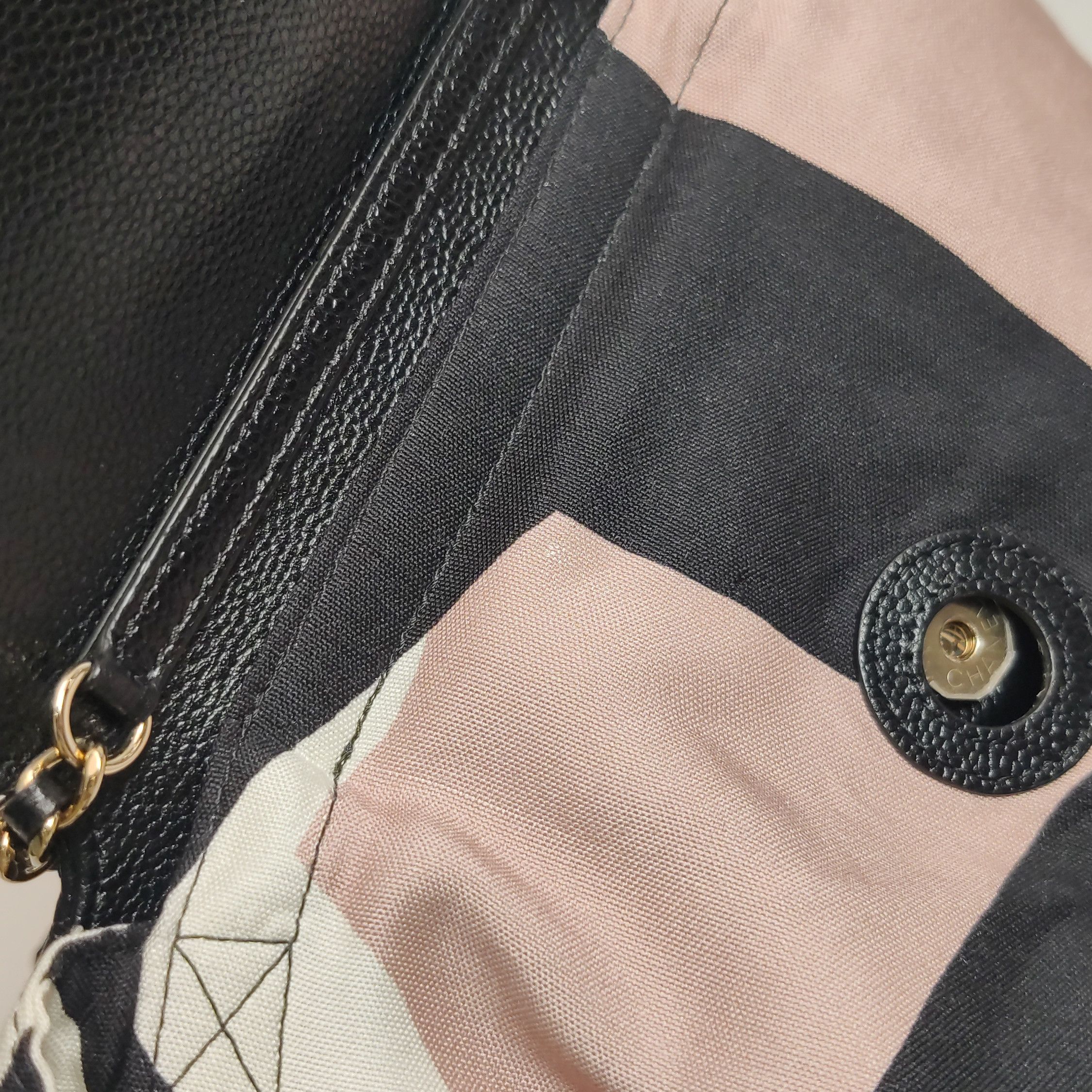 Chanel Chanel Women os Shoulder Bags Size ONE SIZE - 23 Thumbnail